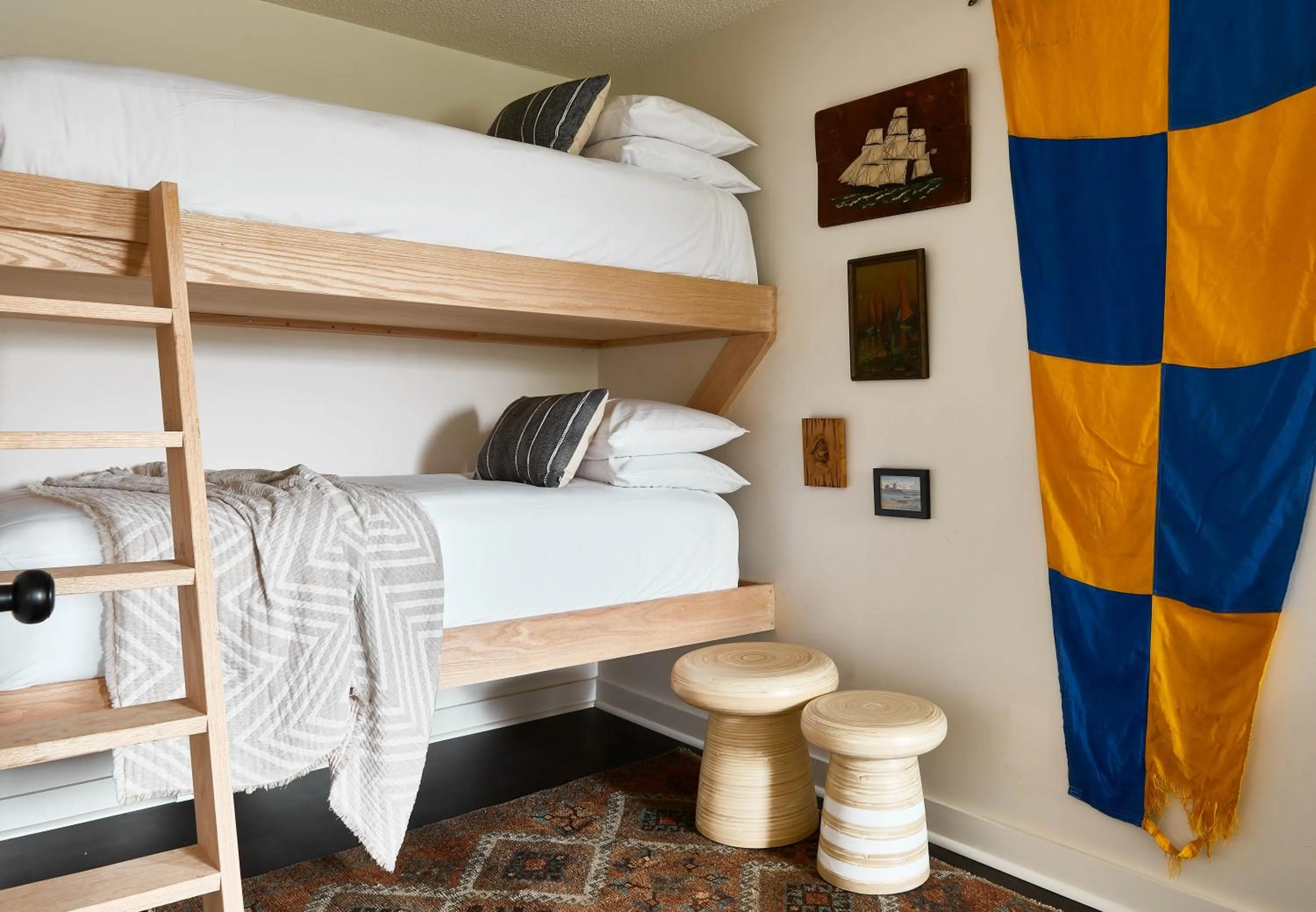 bunk bed, Bed in Bluebird Dennisport