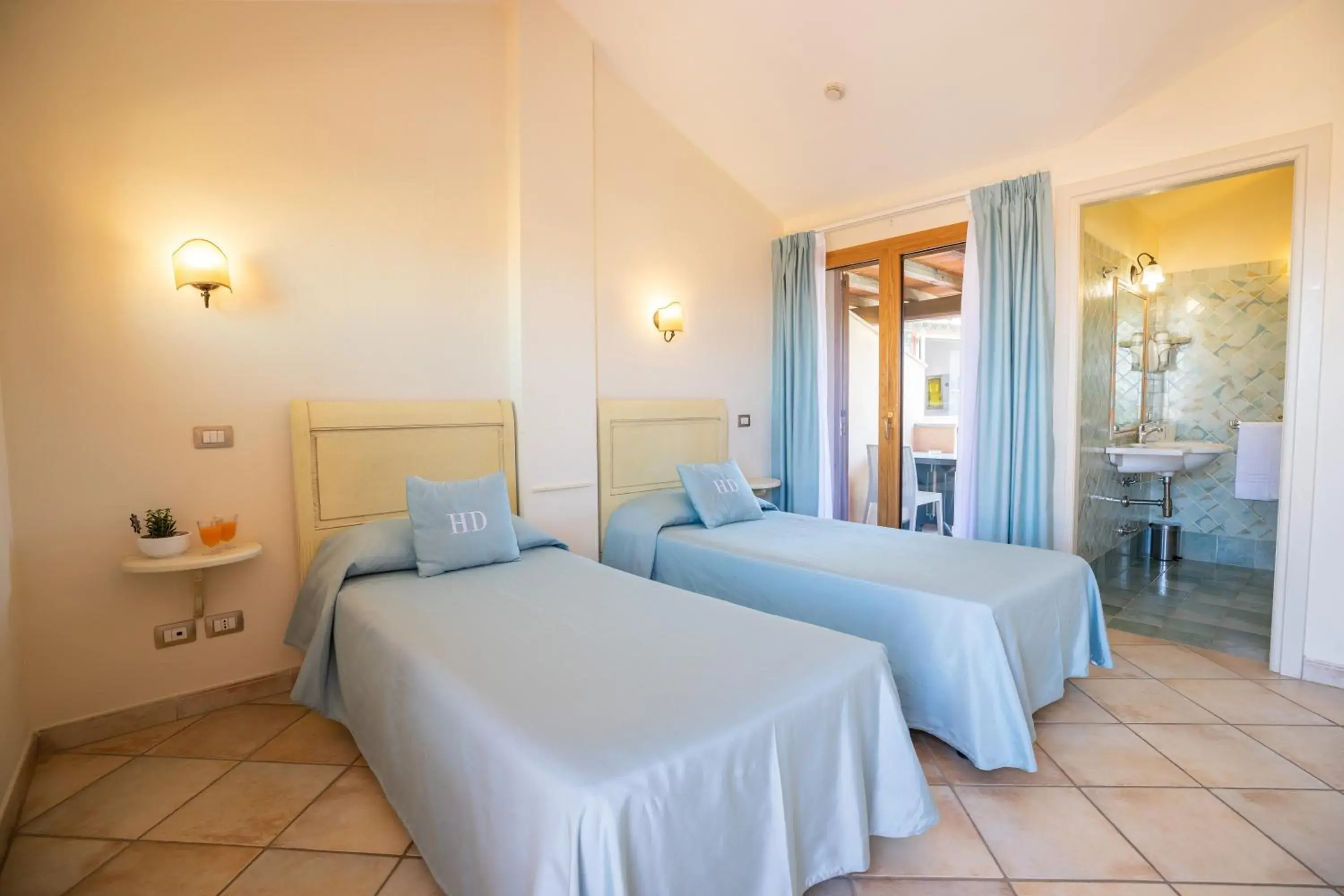 Twin Room - single occupancy in Hotel Daniel Twin Room - single occupancy in Hotel Daniel