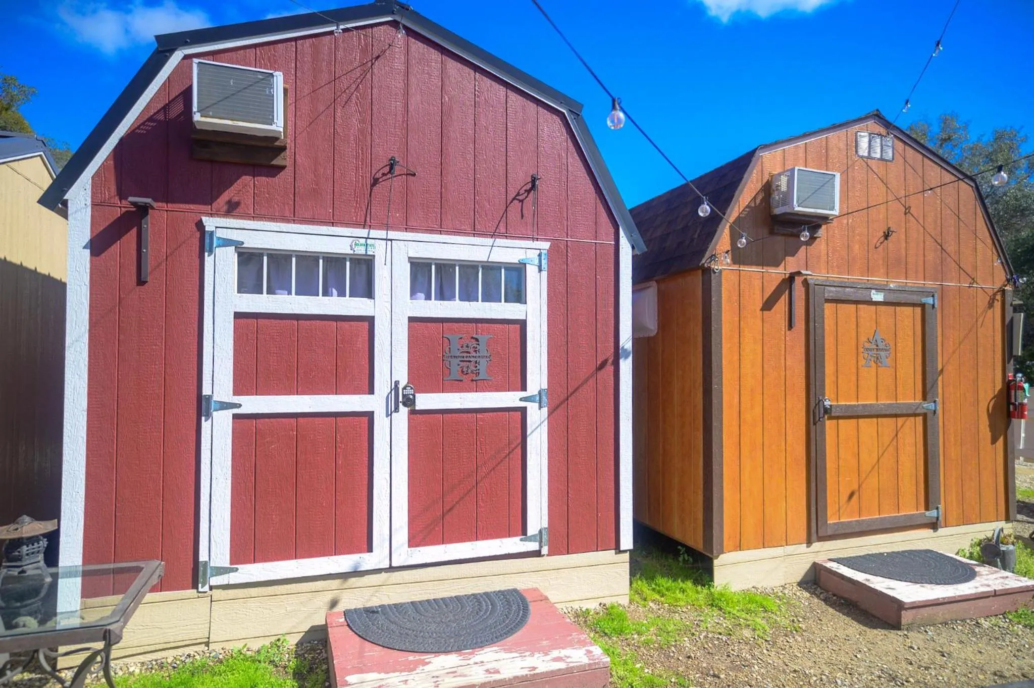 Property building in Genas's Sierra Inn & Restaurant
