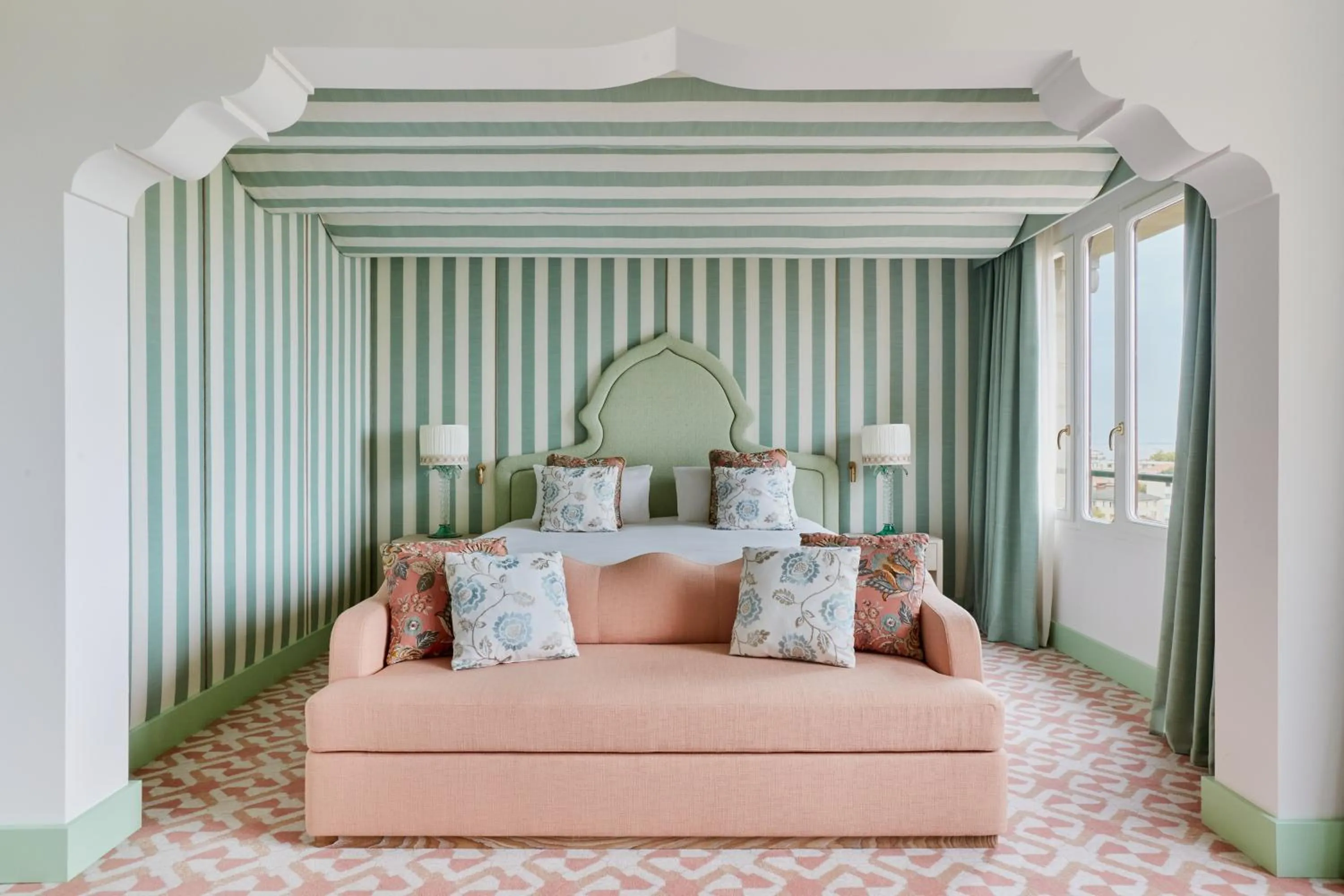 Bed in Hotel Excelsior Venice