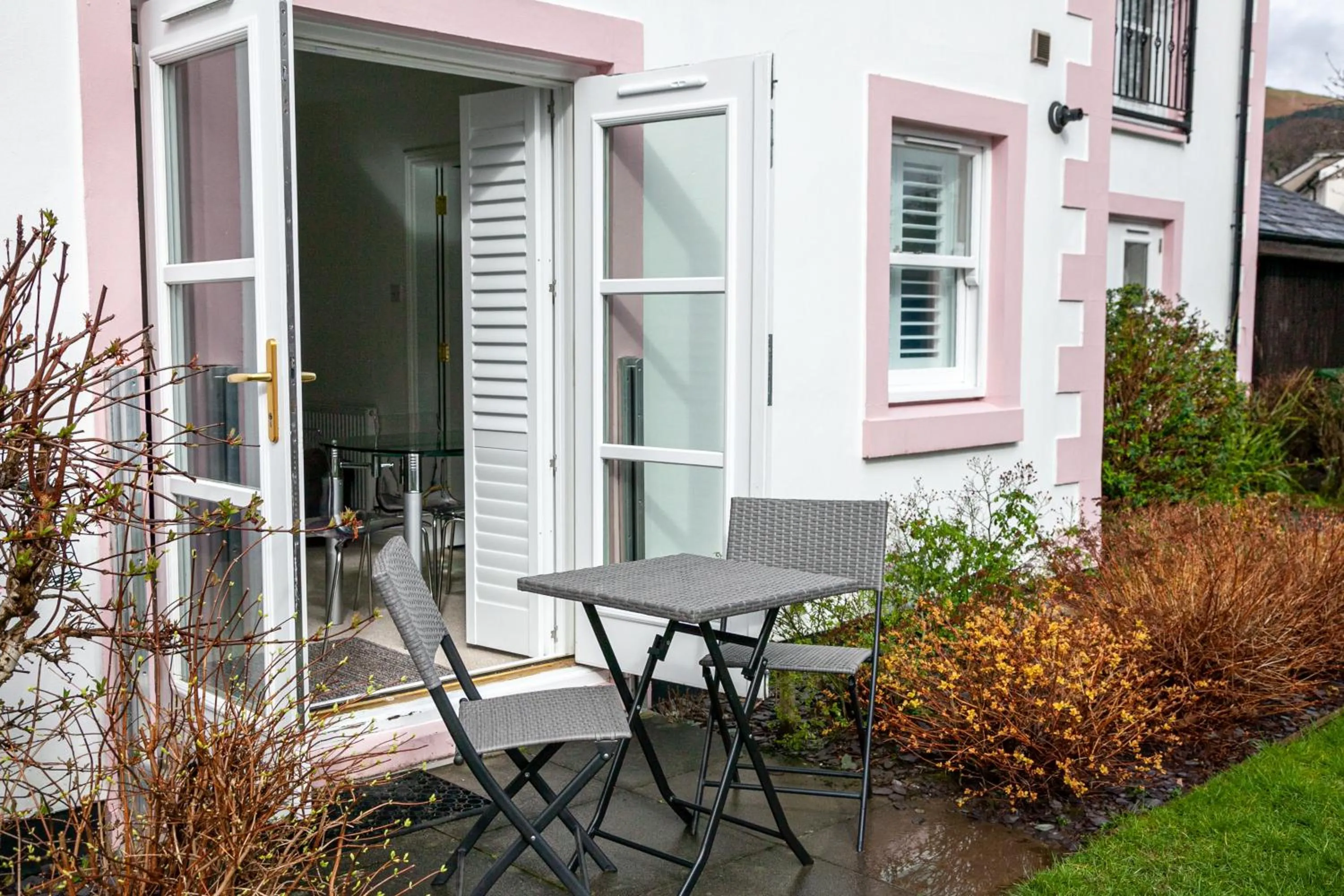 Patio in Keswick Ground floor apartment with parking