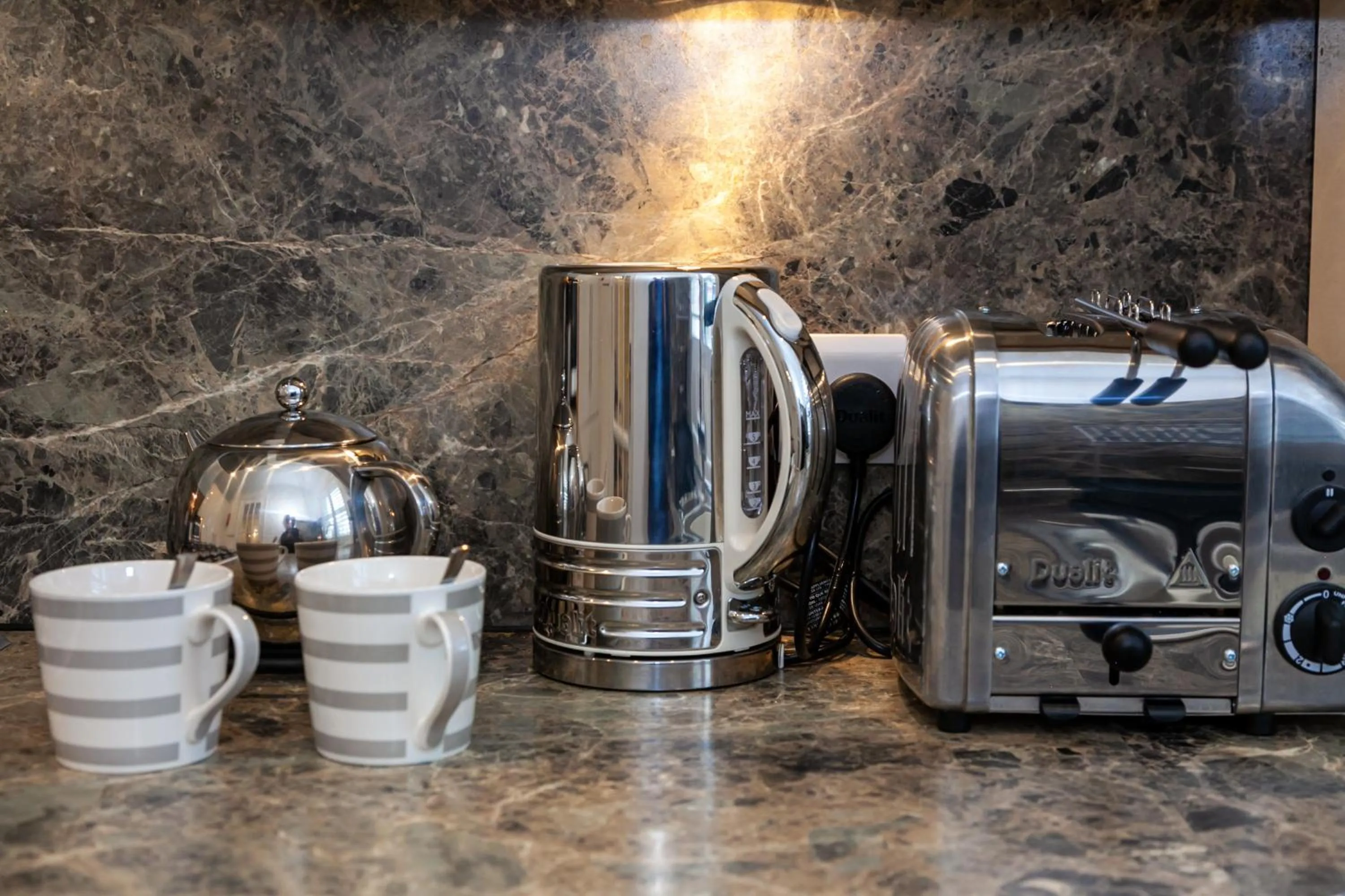 Coffee/tea facilities in Keswick Ground floor apartment with parking