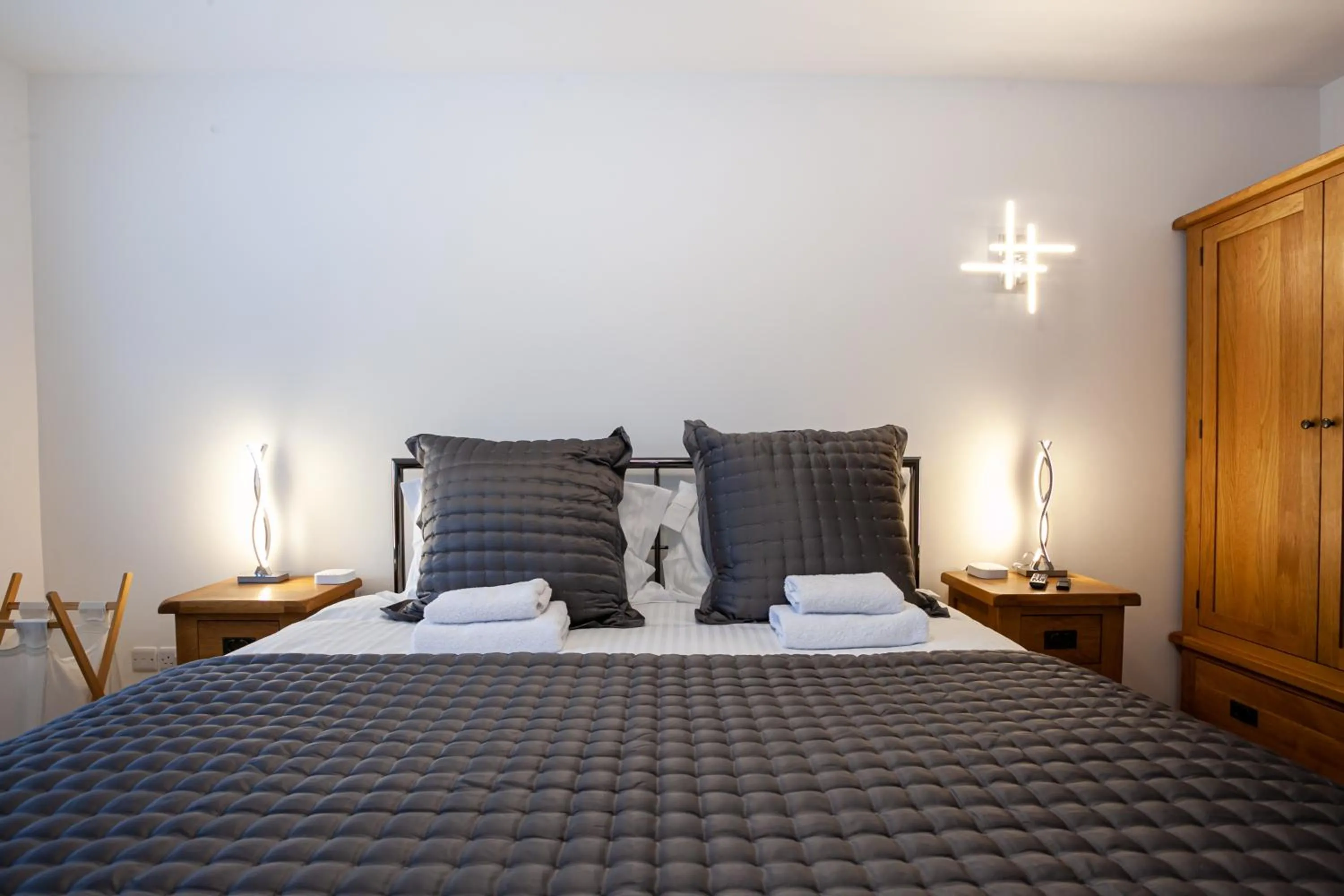Bedroom, Bed in Keswick Ground floor apartment with parking