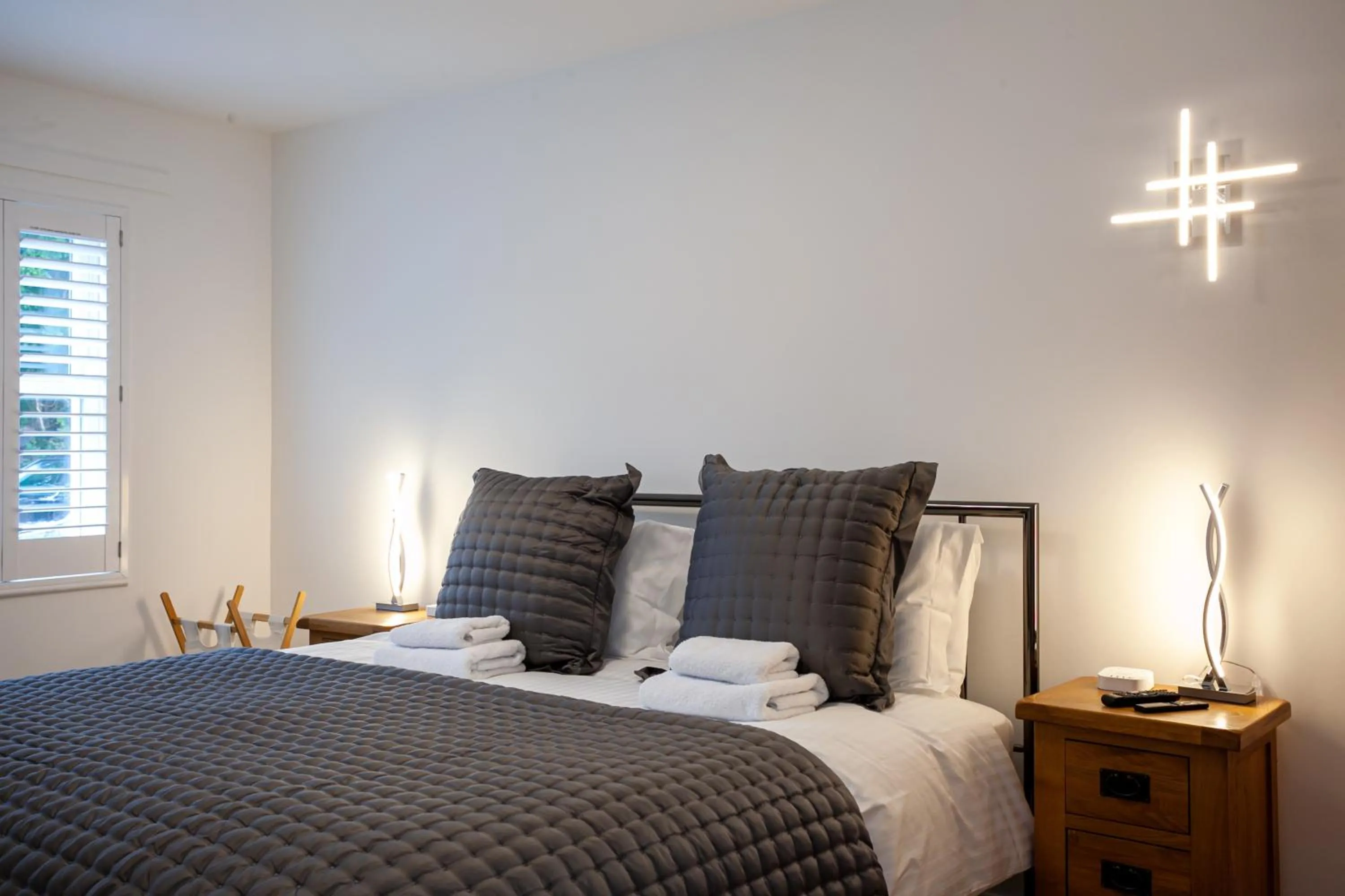 Bedroom, Bed in Keswick Ground floor apartment with parking