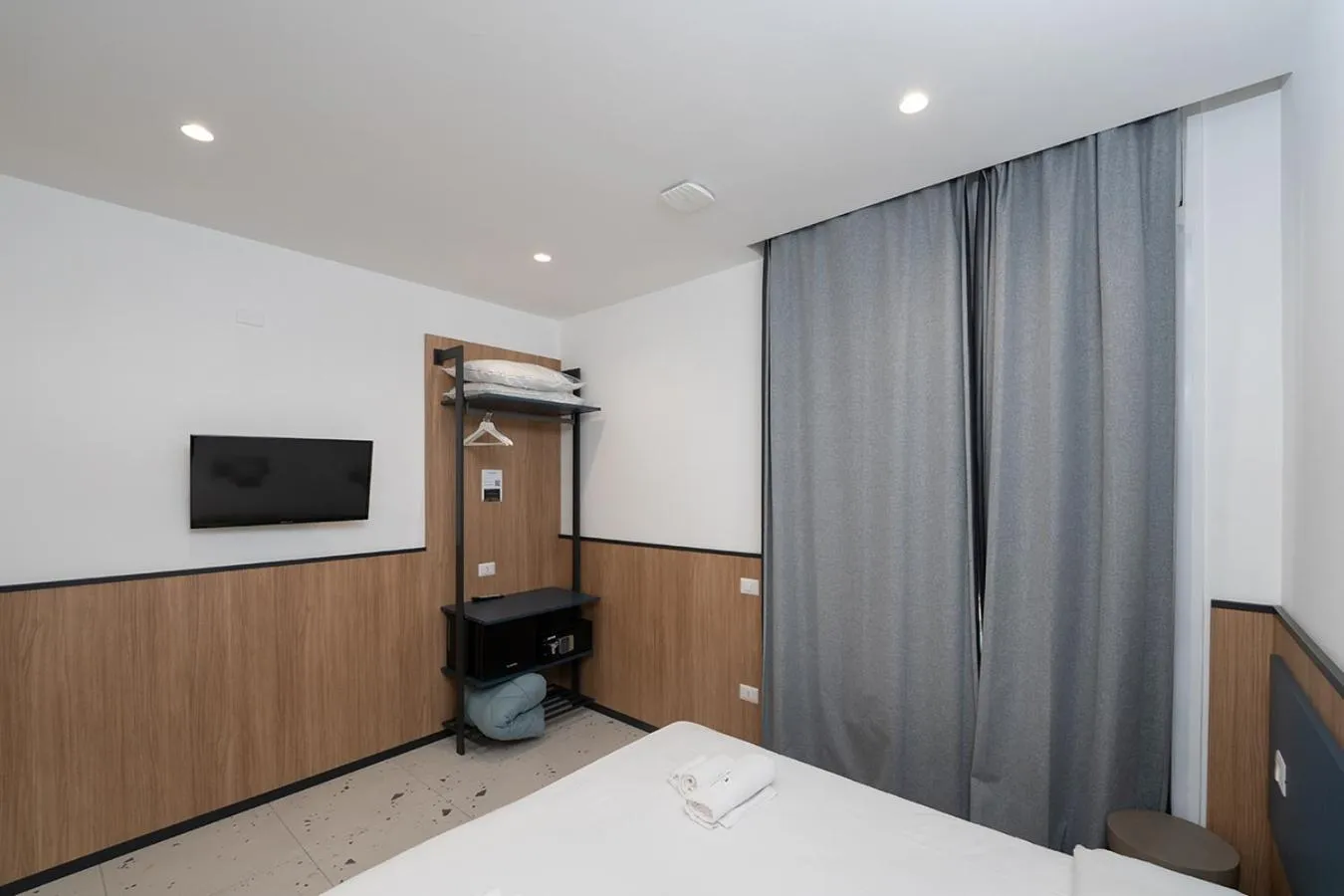 Bed in Mia Suites Hotel Bella Capri