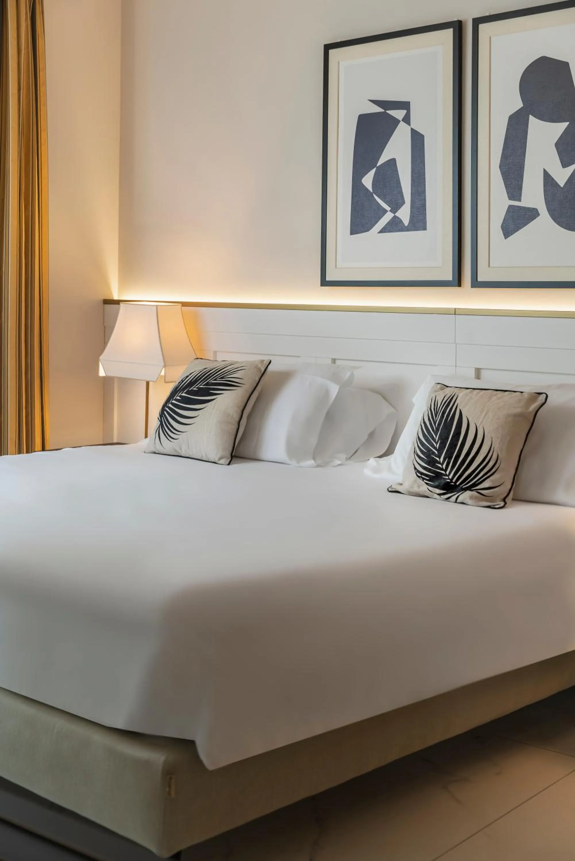 Bedroom, Bed in Savoia Hotel Rimini