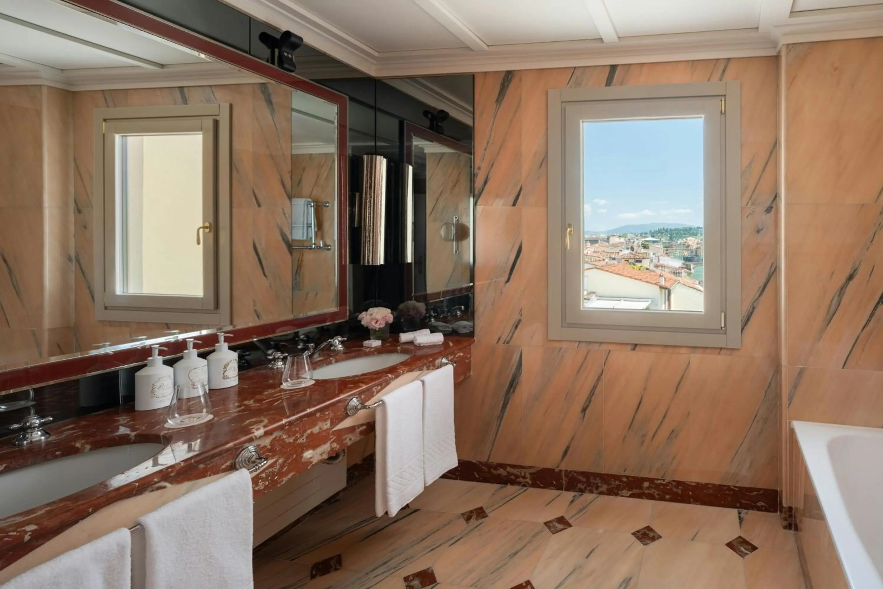 Bathroom in The Excelsior, a Luxury Collection Hotel, Florence