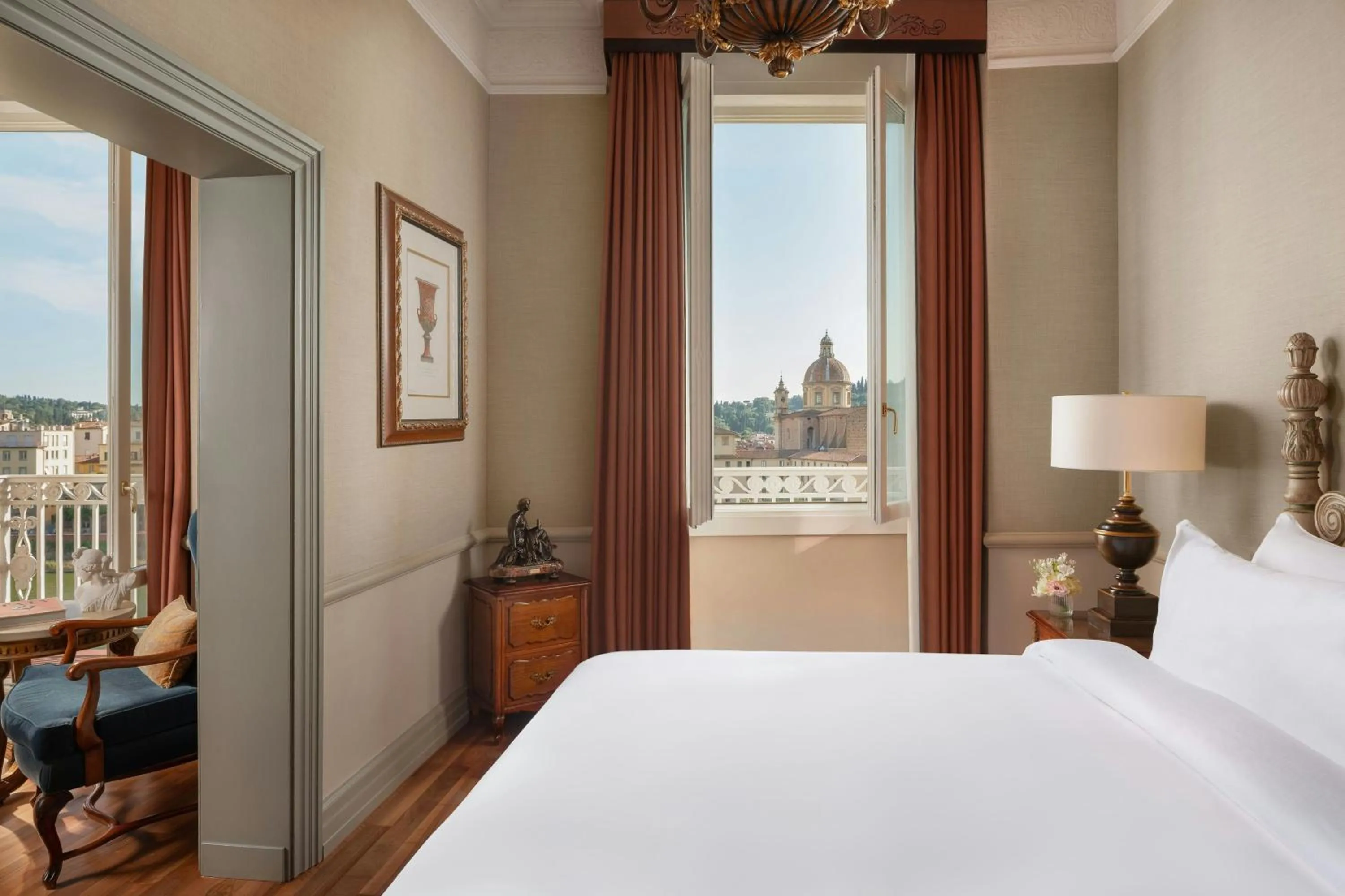 Photo of the whole room, Bed in The Excelsior, a Luxury Collection Hotel, Florence