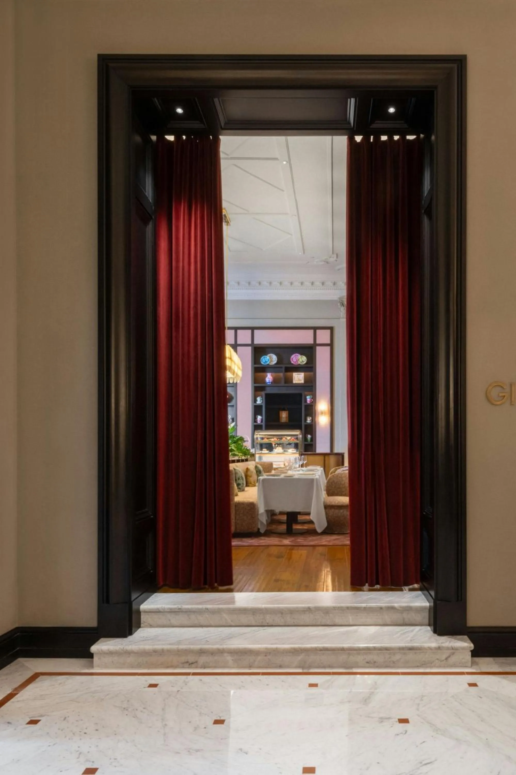 Restaurant/places to eat in The St. Regis Florence