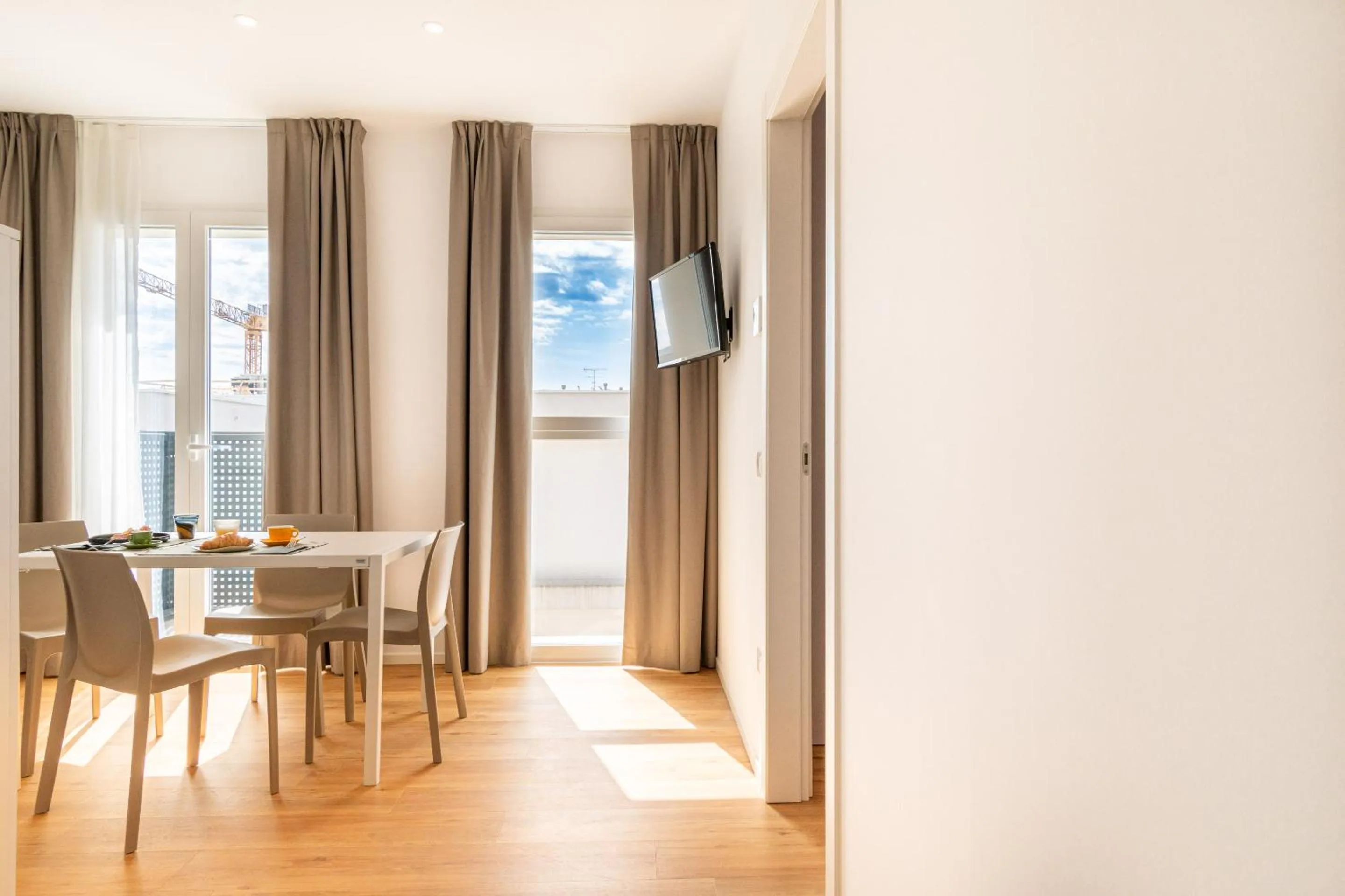 Dining area in Superior Beach Aparthotel