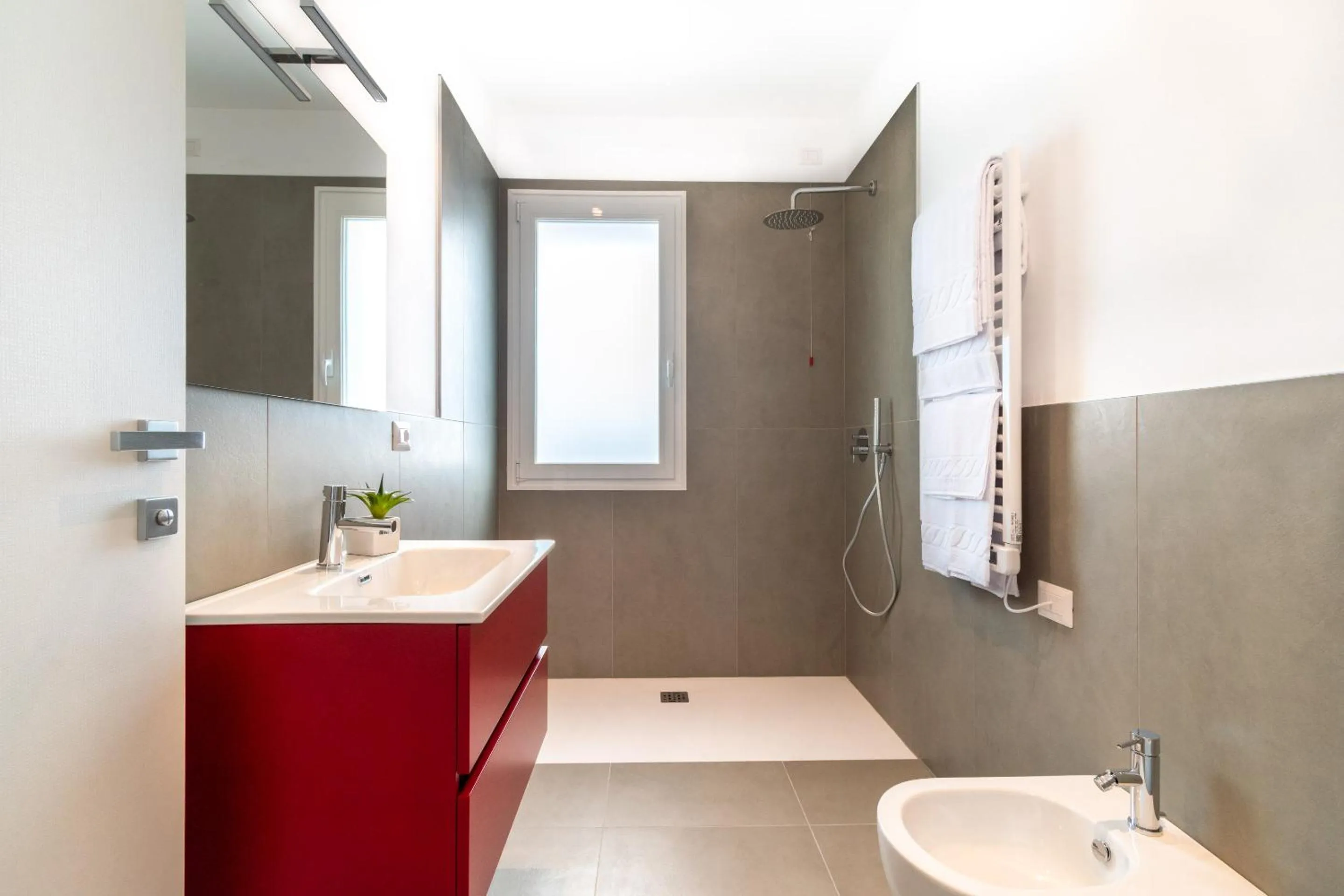 Bathroom in Superior Beach Aparthotel