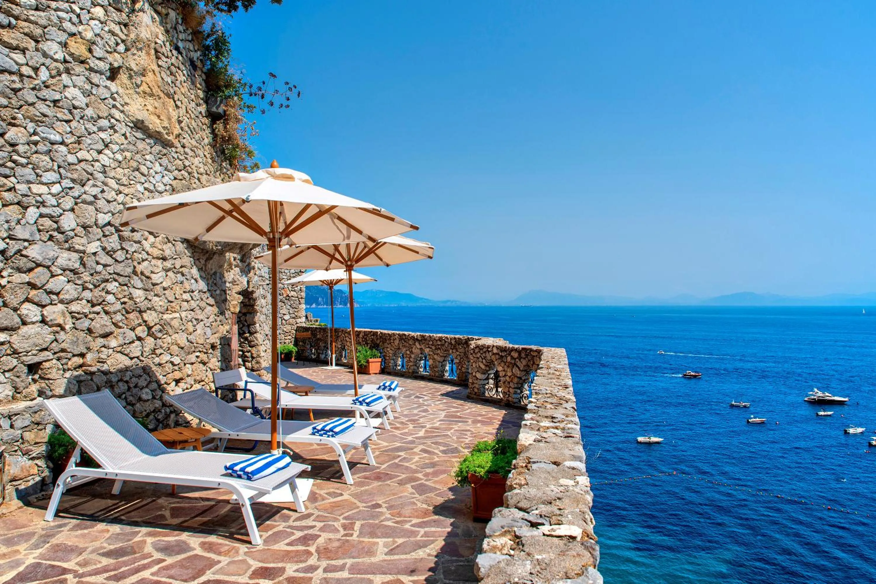 Swimming pool in Borgo Santandrea