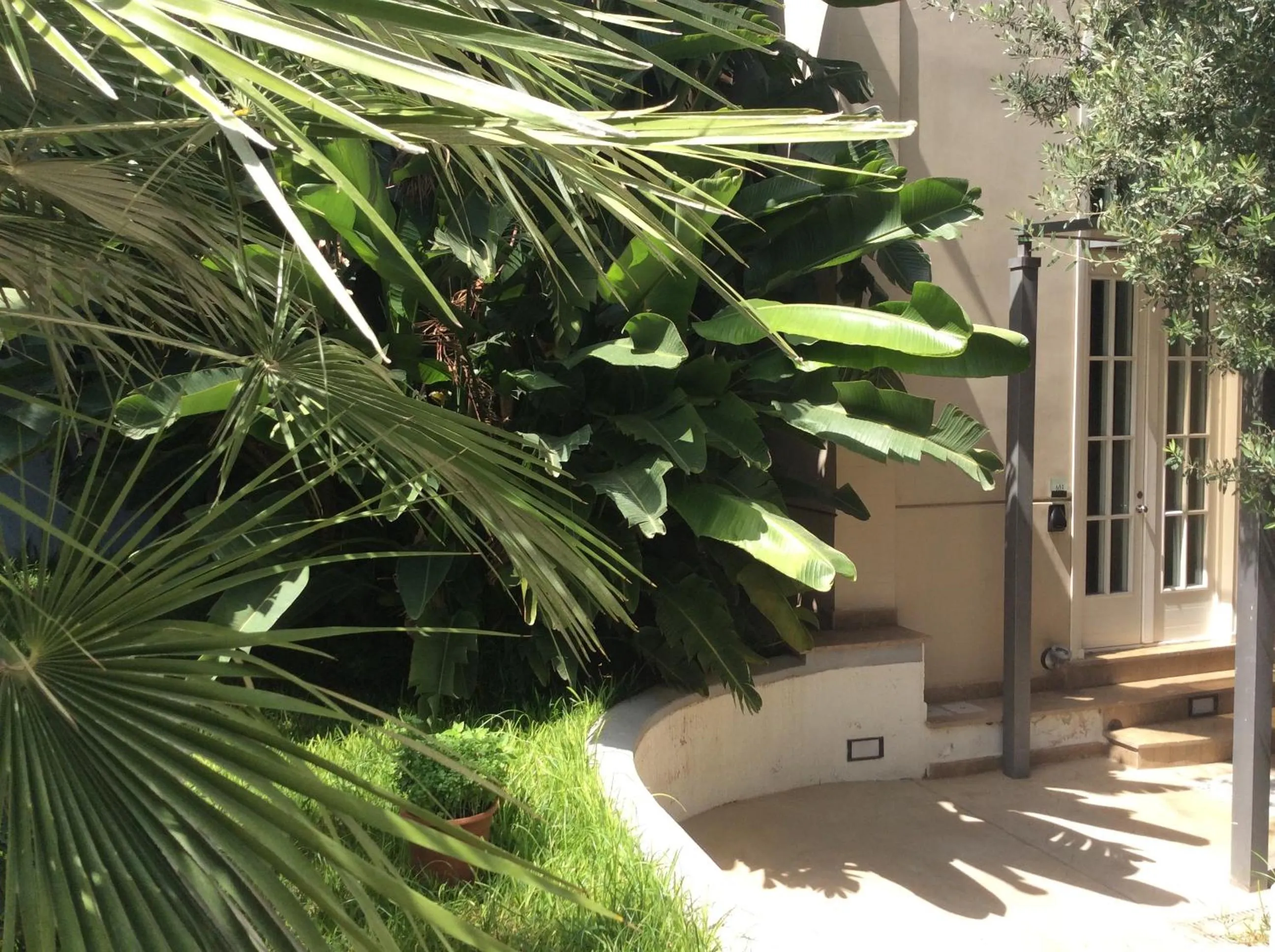 Garden in Ucciardhome Hotel