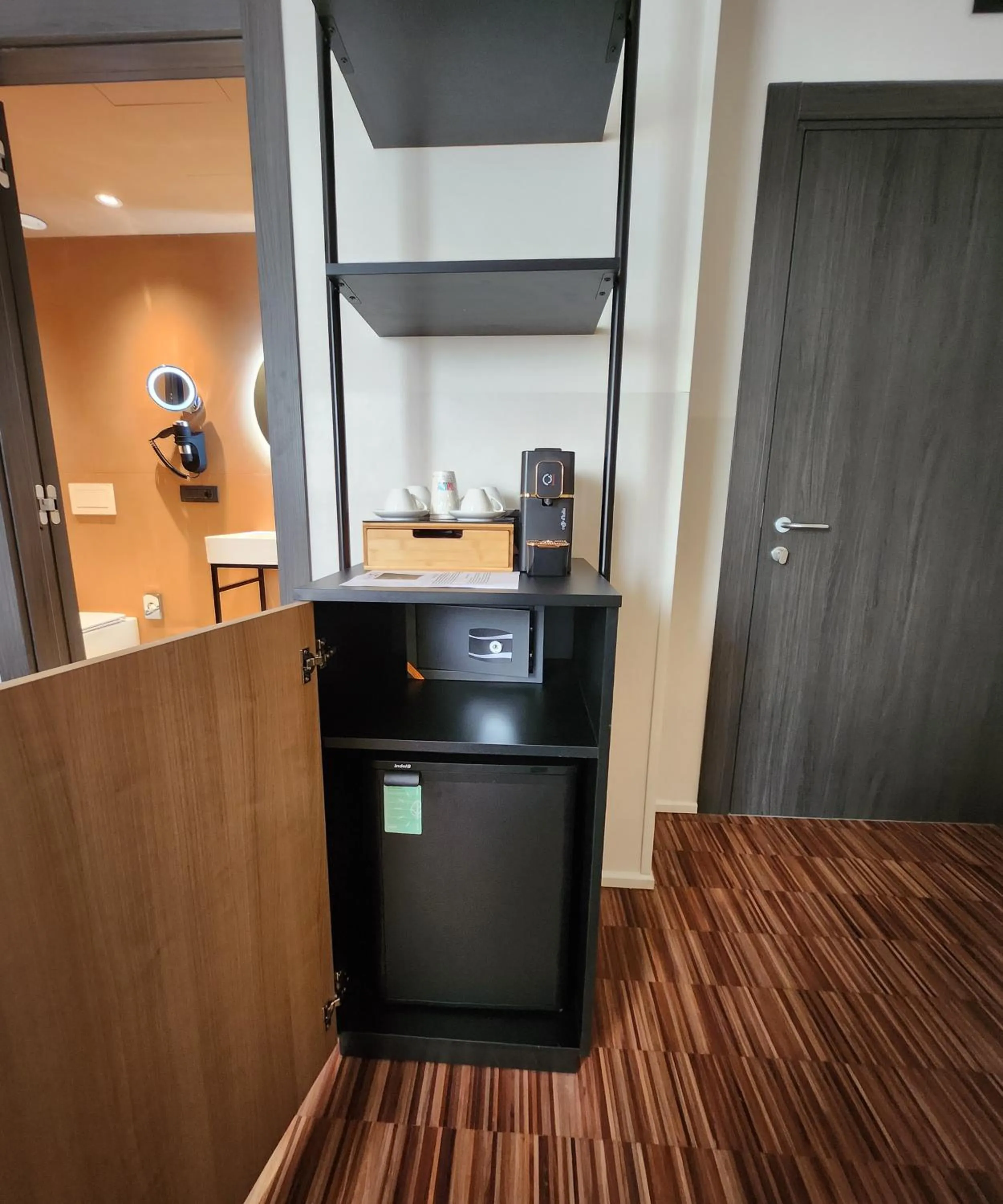 minibar in Bleis Hotel