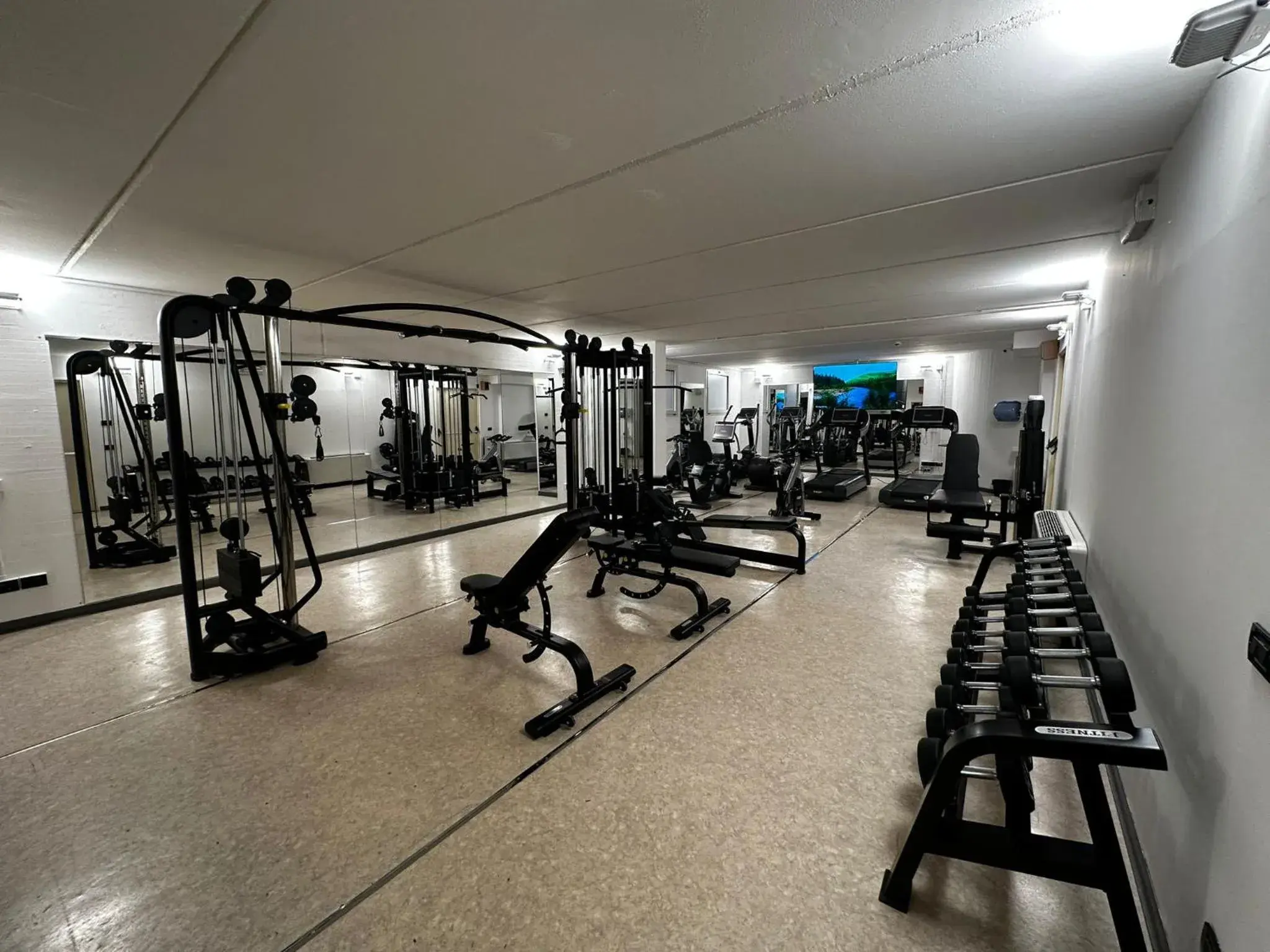 Fitness centre/facilities in Bleis Hotel Fitness centre/facilities in Bleis Hotel