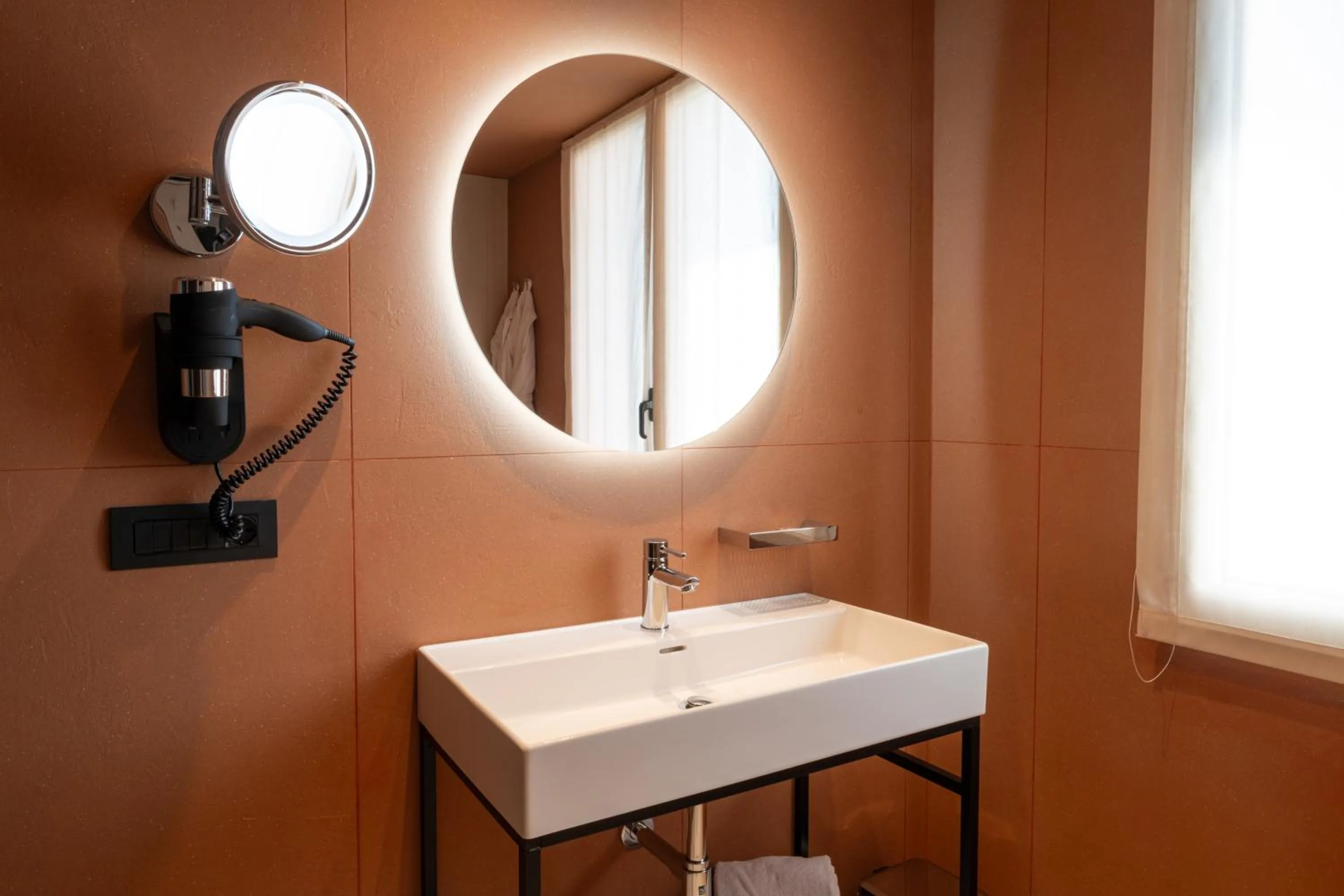 Bathroom in Bleis Hotel