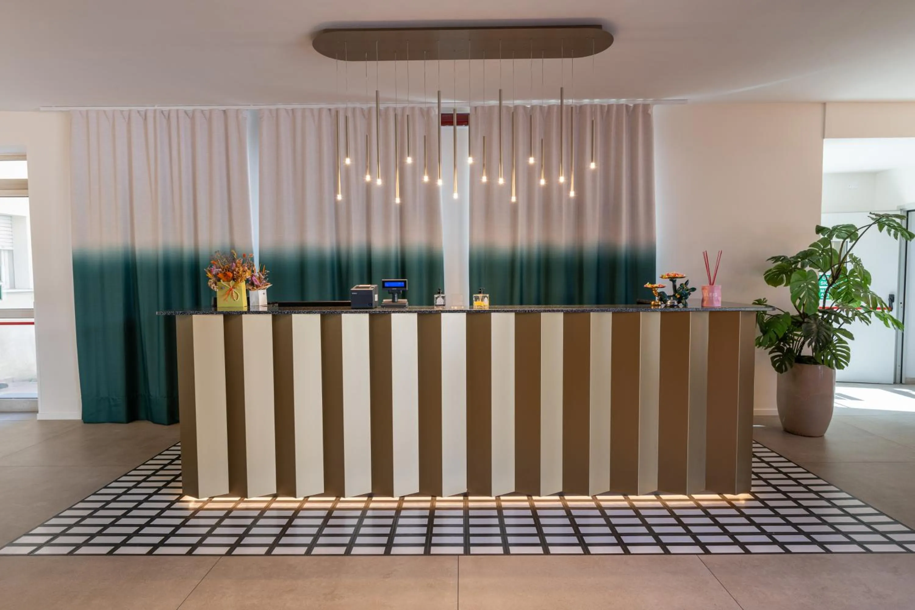 Lobby or reception in Bleis Hotel