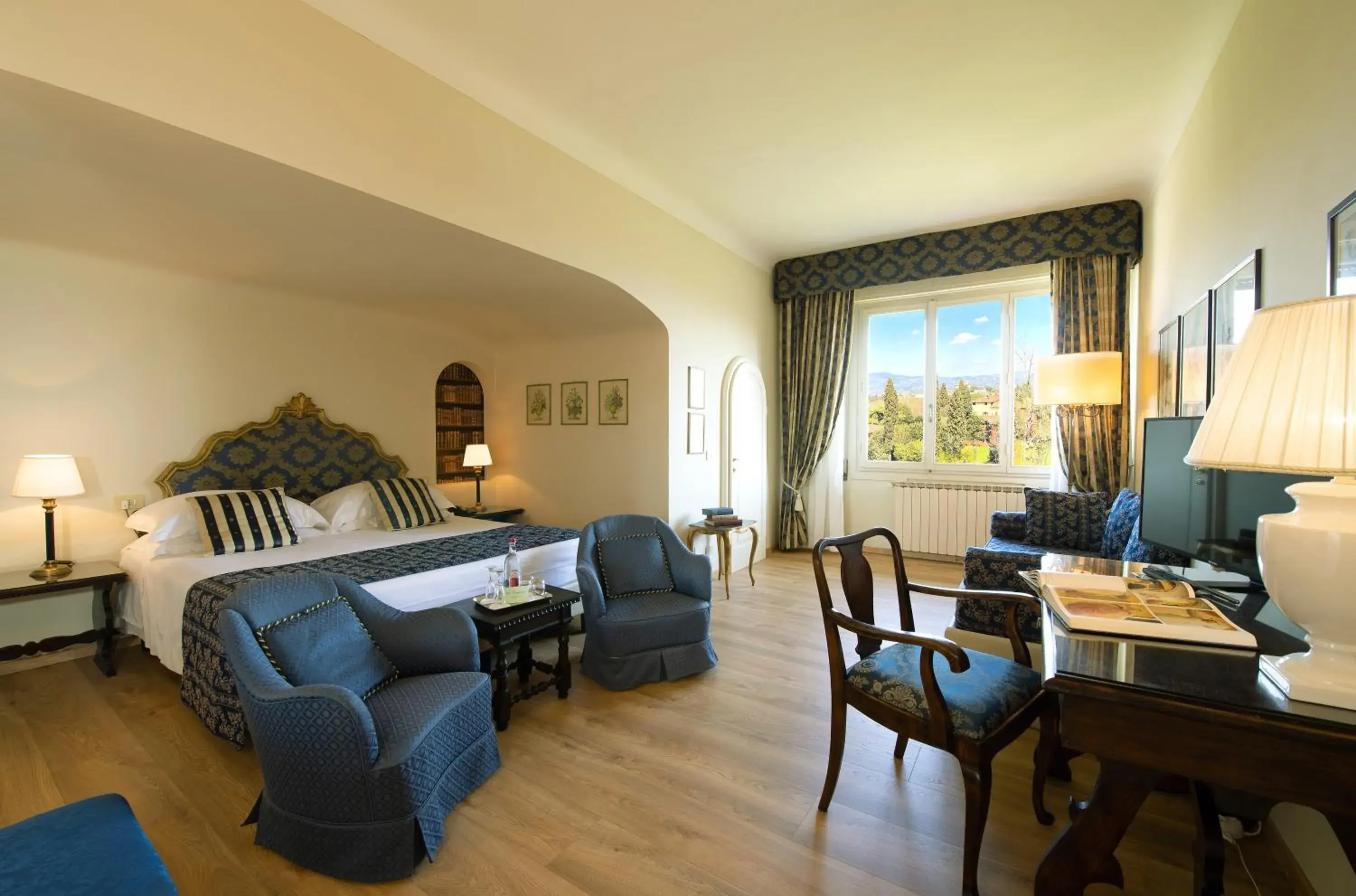 Bedroom in Park Palace Hotel Bedroom in Park Palace Hotel