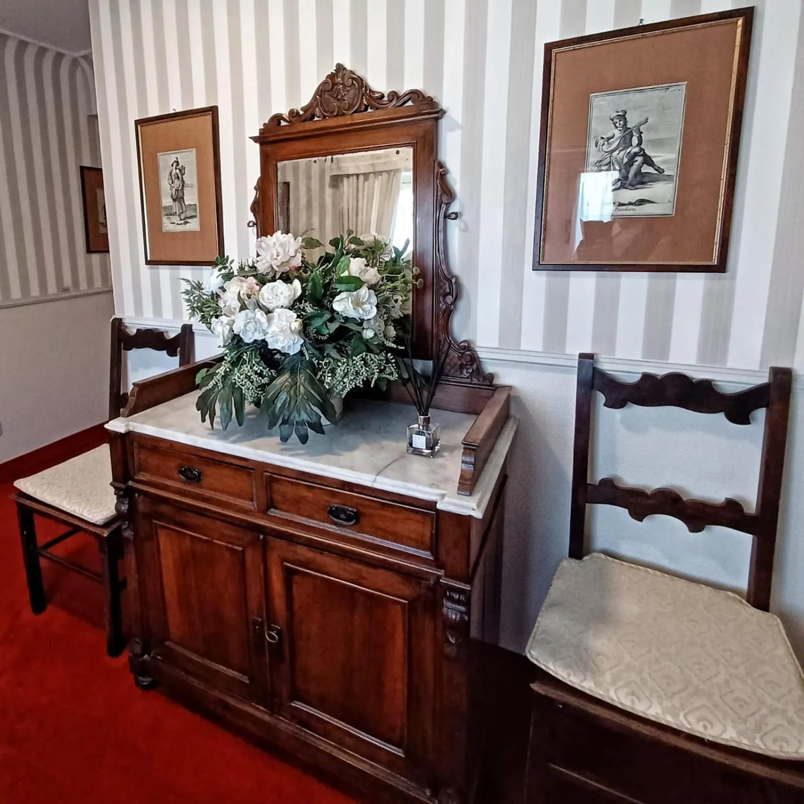 Seating area in Park Palace Hotel