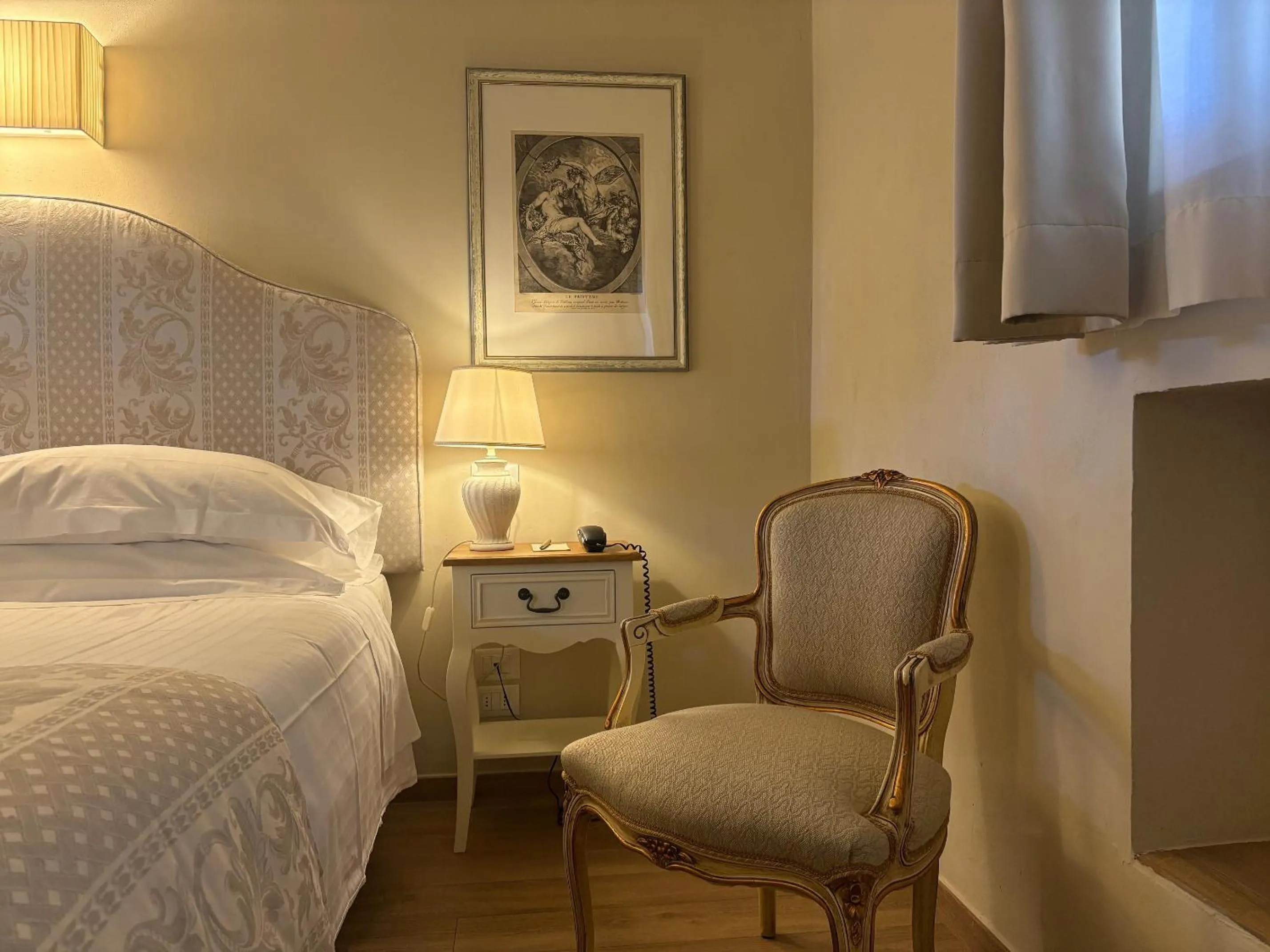 Bedroom, Bed in Park Palace Hotel