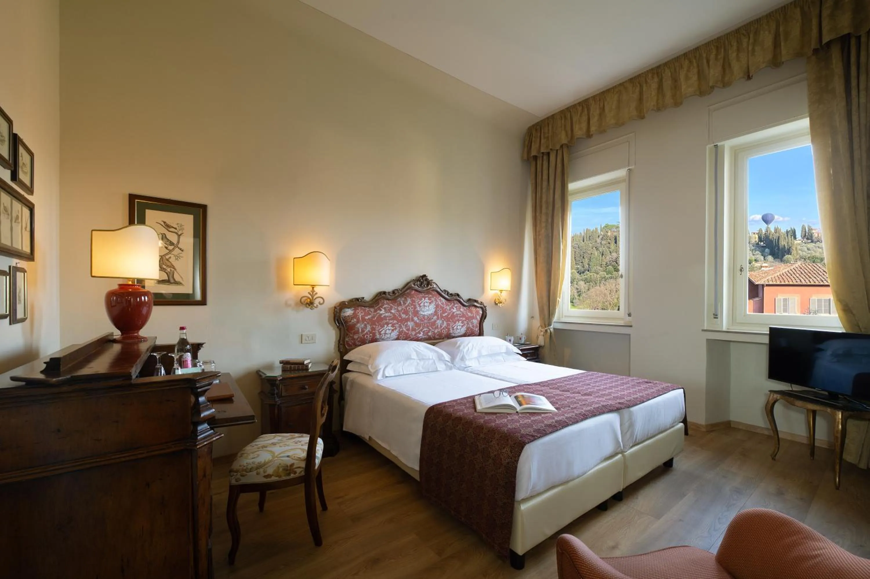 Bedroom, Bed in Park Palace Hotel