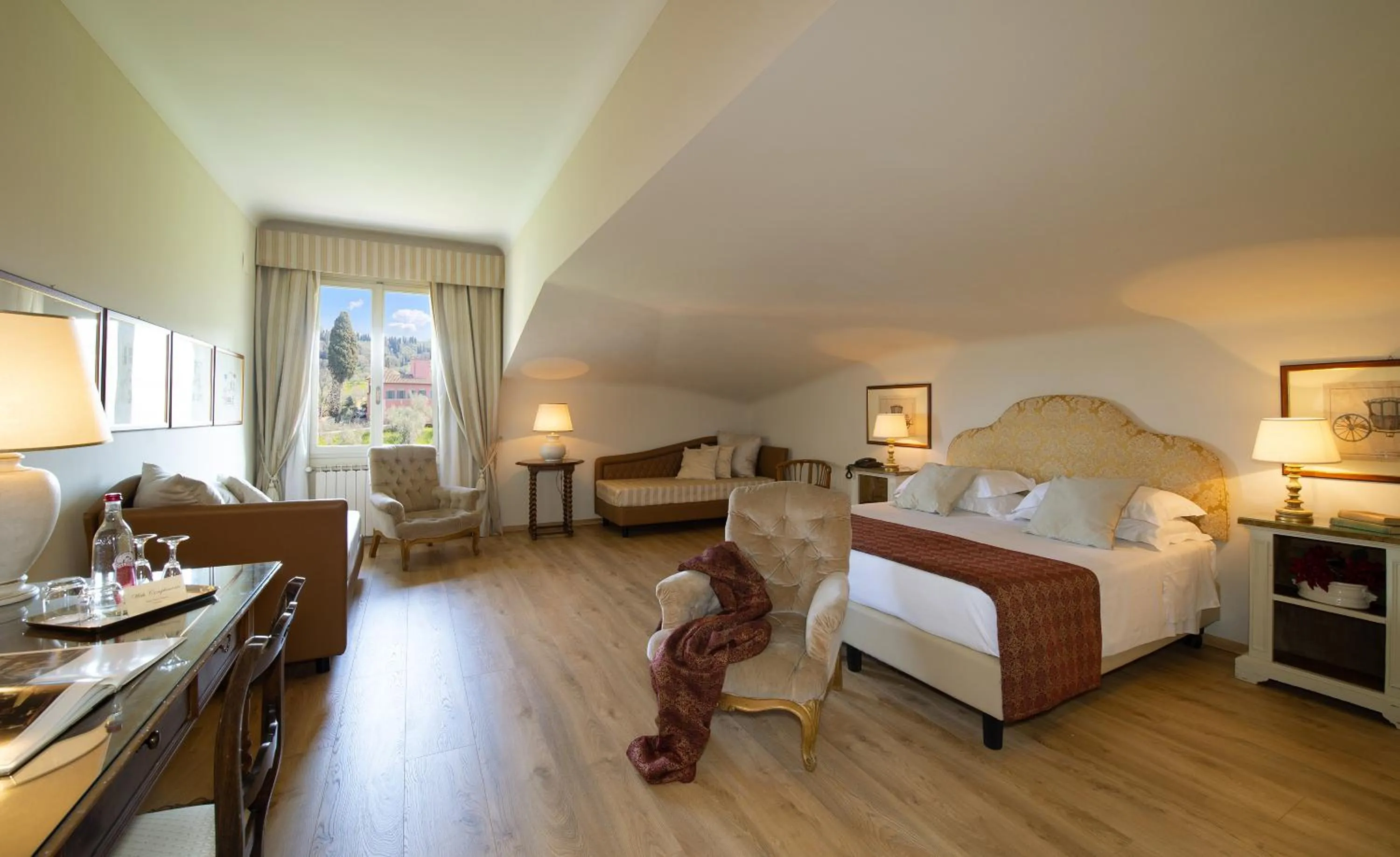 Photo of the whole room, Bed in Park Palace Hotel