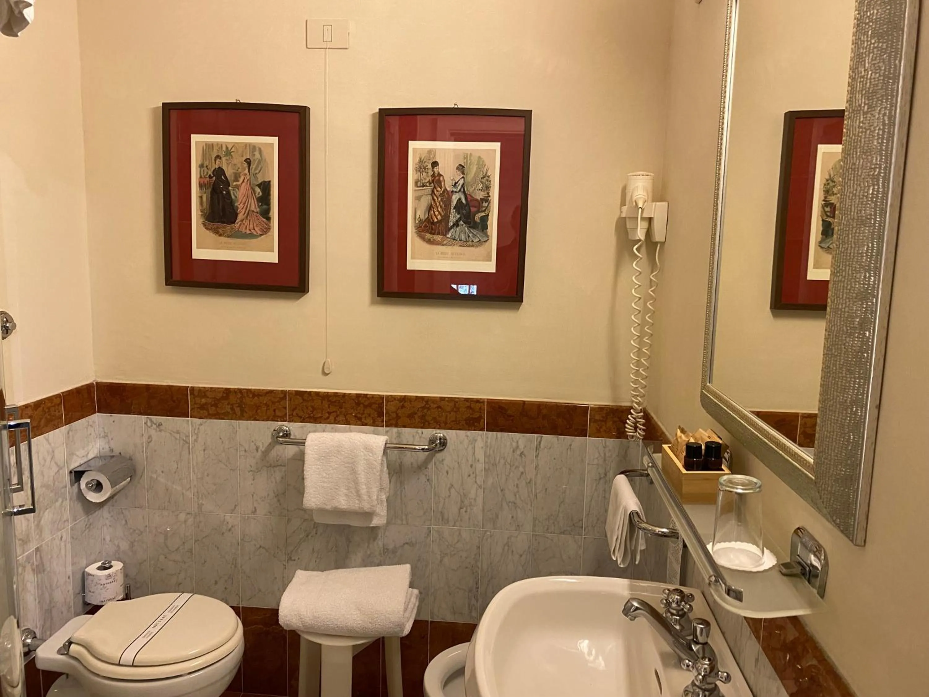 Bathroom in Park Palace Hotel