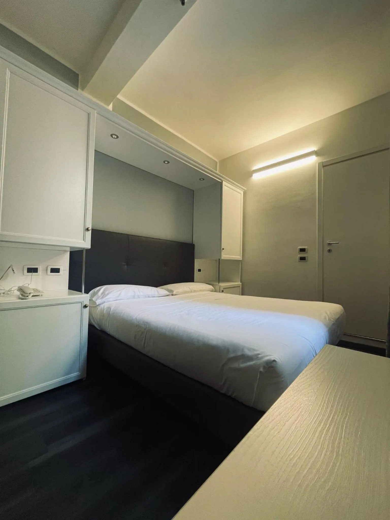 Bedroom, Bed in Hotel Holiday- Alla Finestrella