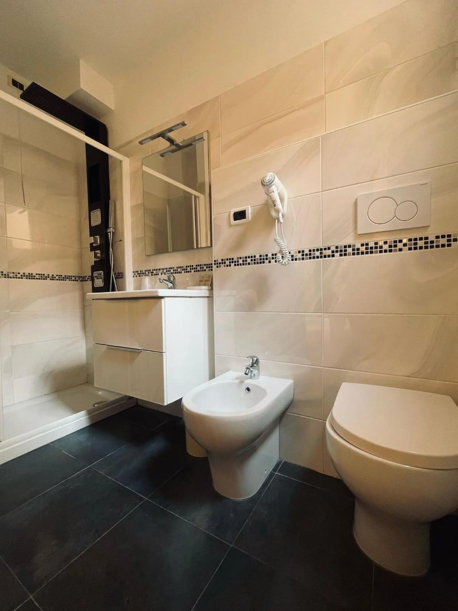 Bathroom in Hotel Holiday- Alla Finestrella