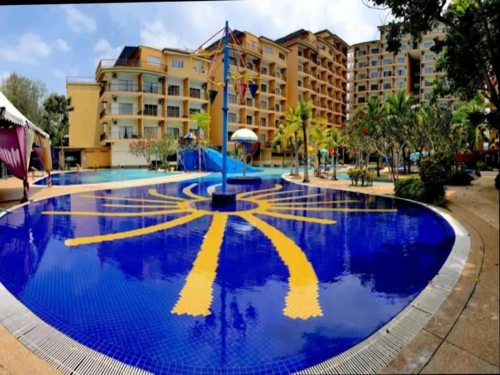 8pax Gold Coast Morib Resort - Banting Sepang KLIA Tanjung Sepat ebaa