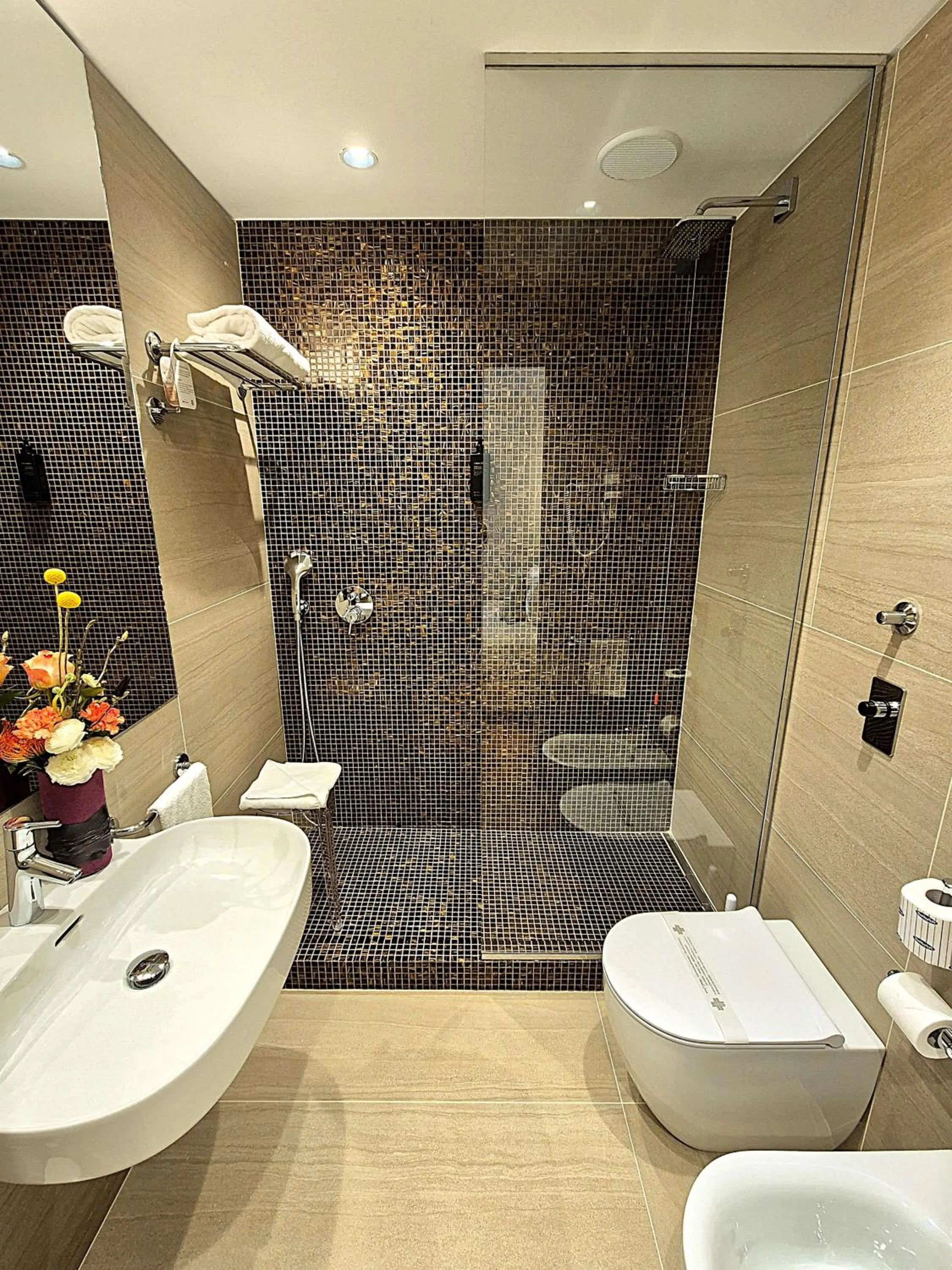 Bathroom in Best Western Hotel City