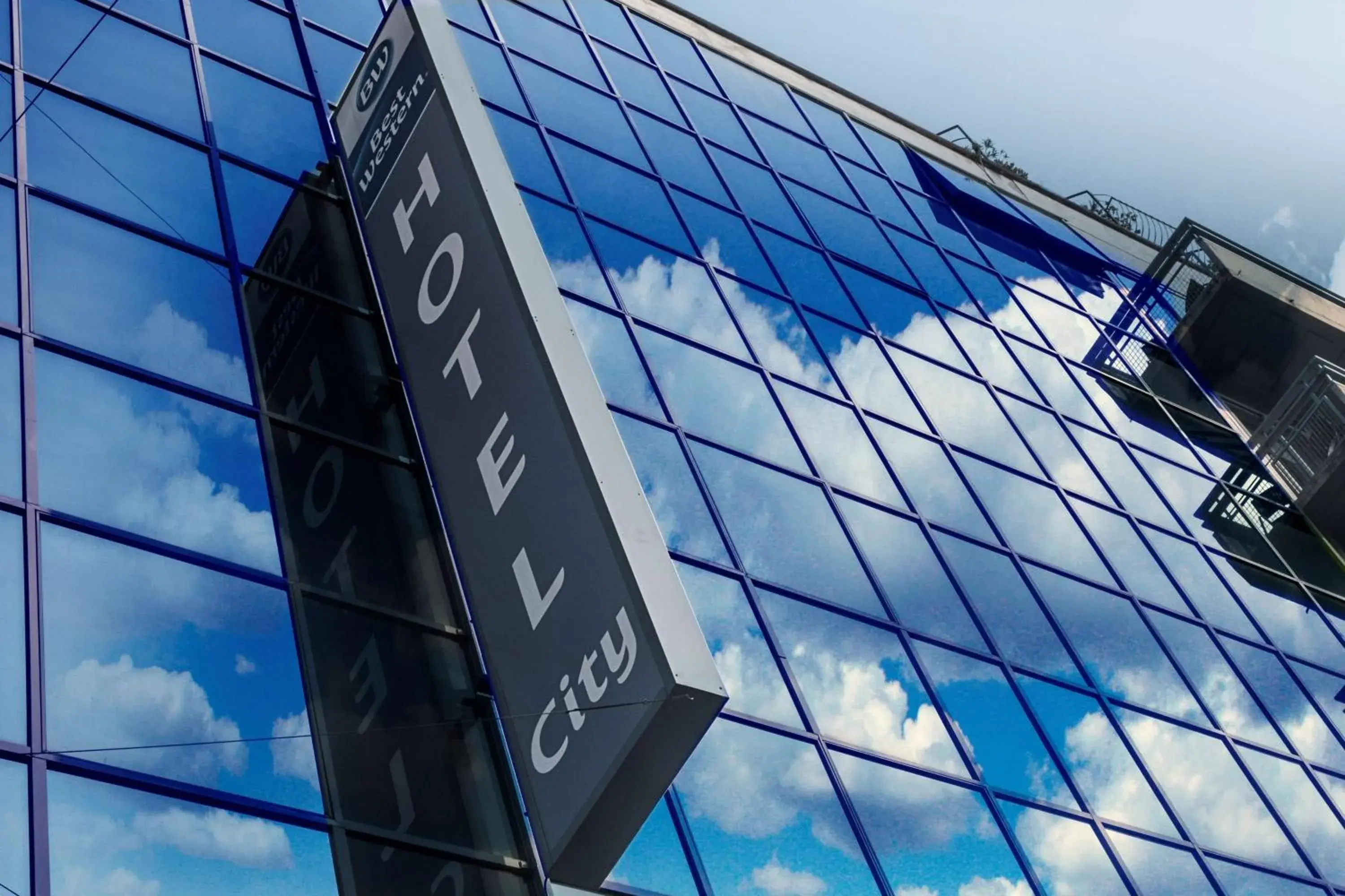 Property building in Best Western Hotel City Property building in Best Western Hotel City