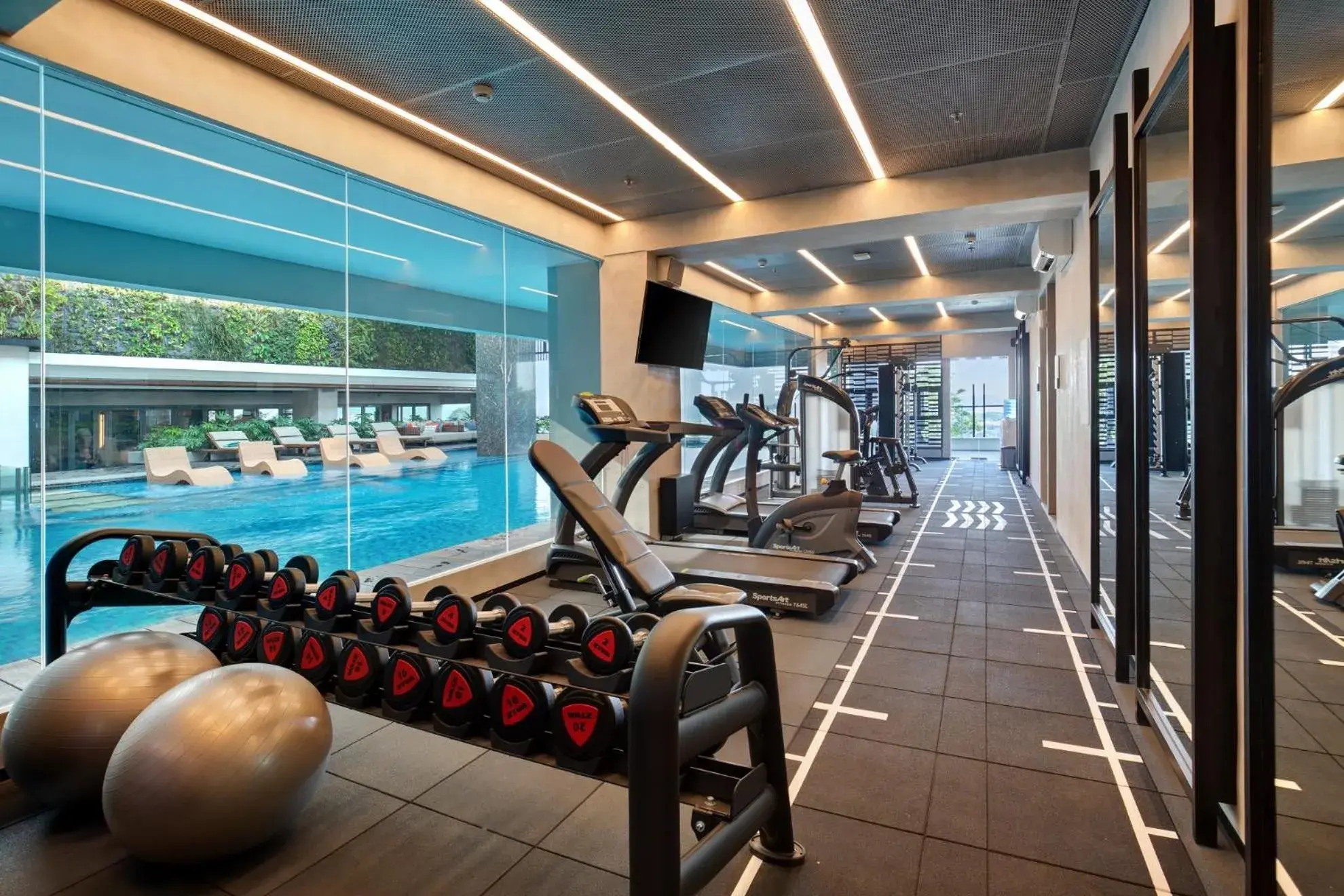 Fitness centre/facilities in Hotel Aruss Semarang Fitness centre/facilities in Hotel Aruss Semarang