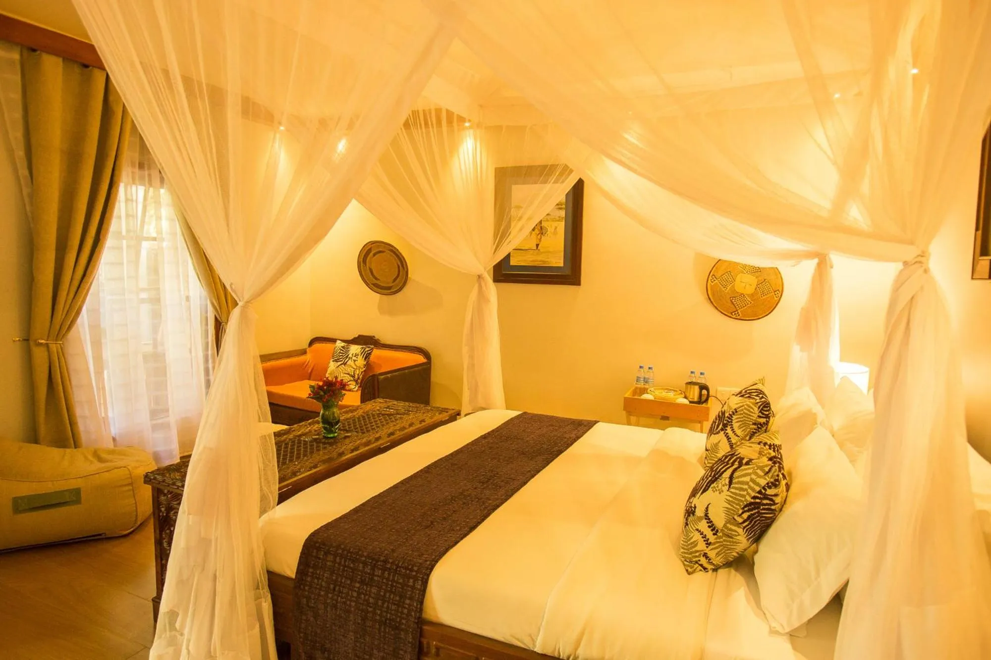 Amani Safari Lodge and Restaurant