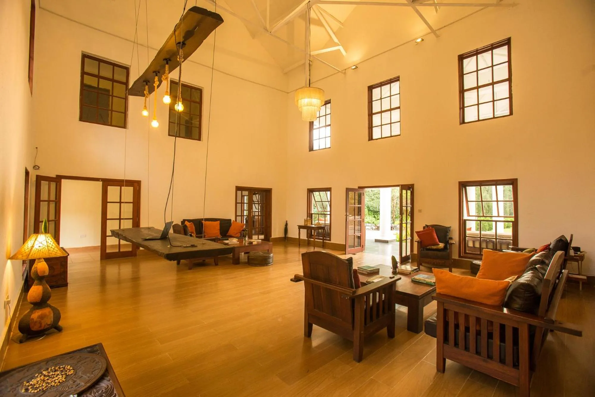 Amani Safari Lodge and Restaurant