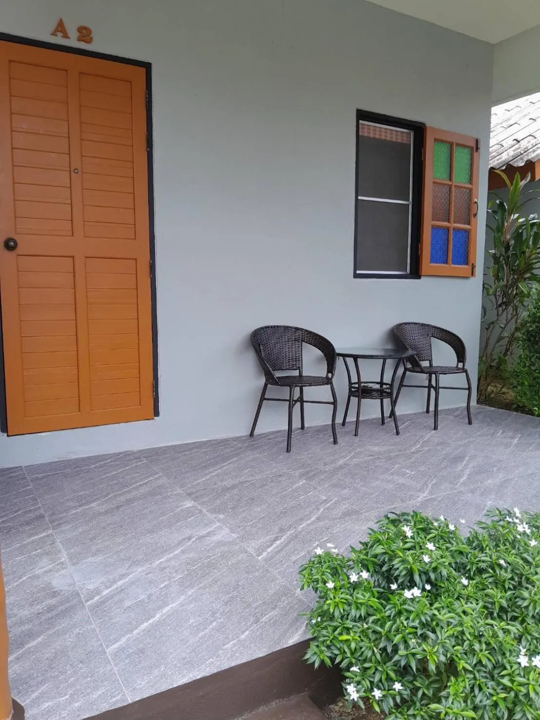 Seating area in Khaolak Banana Bungalow