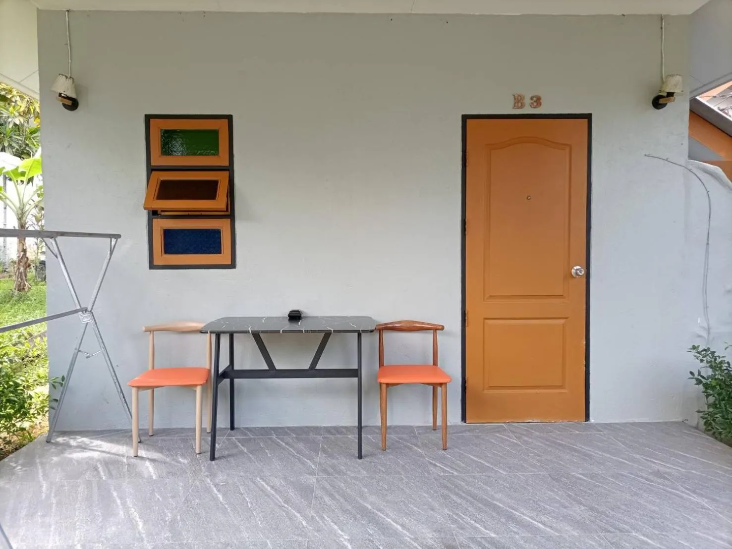 Khaolak Banana Bungalow