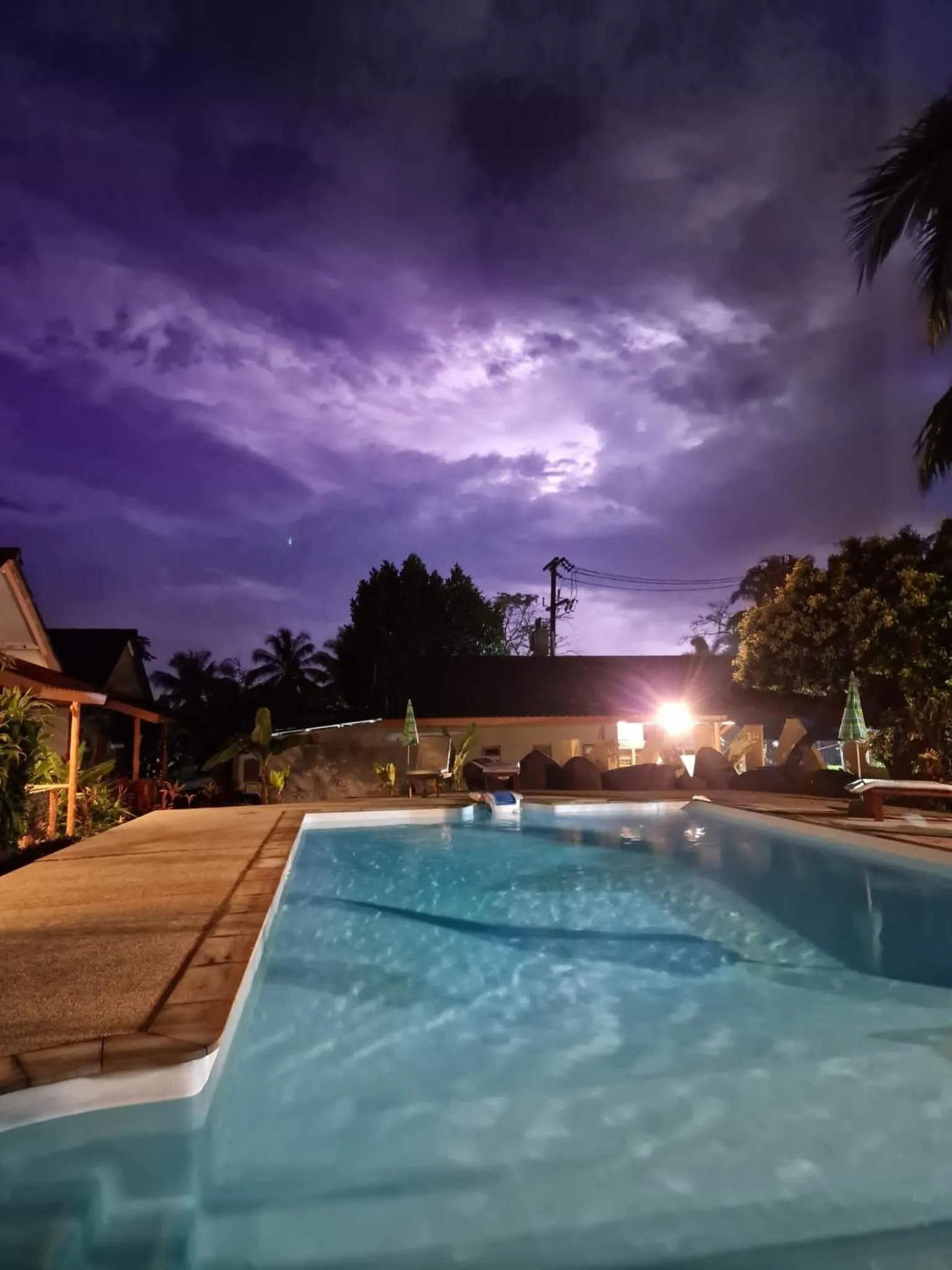 Swimming pool in Khaolak Banana Bungalow