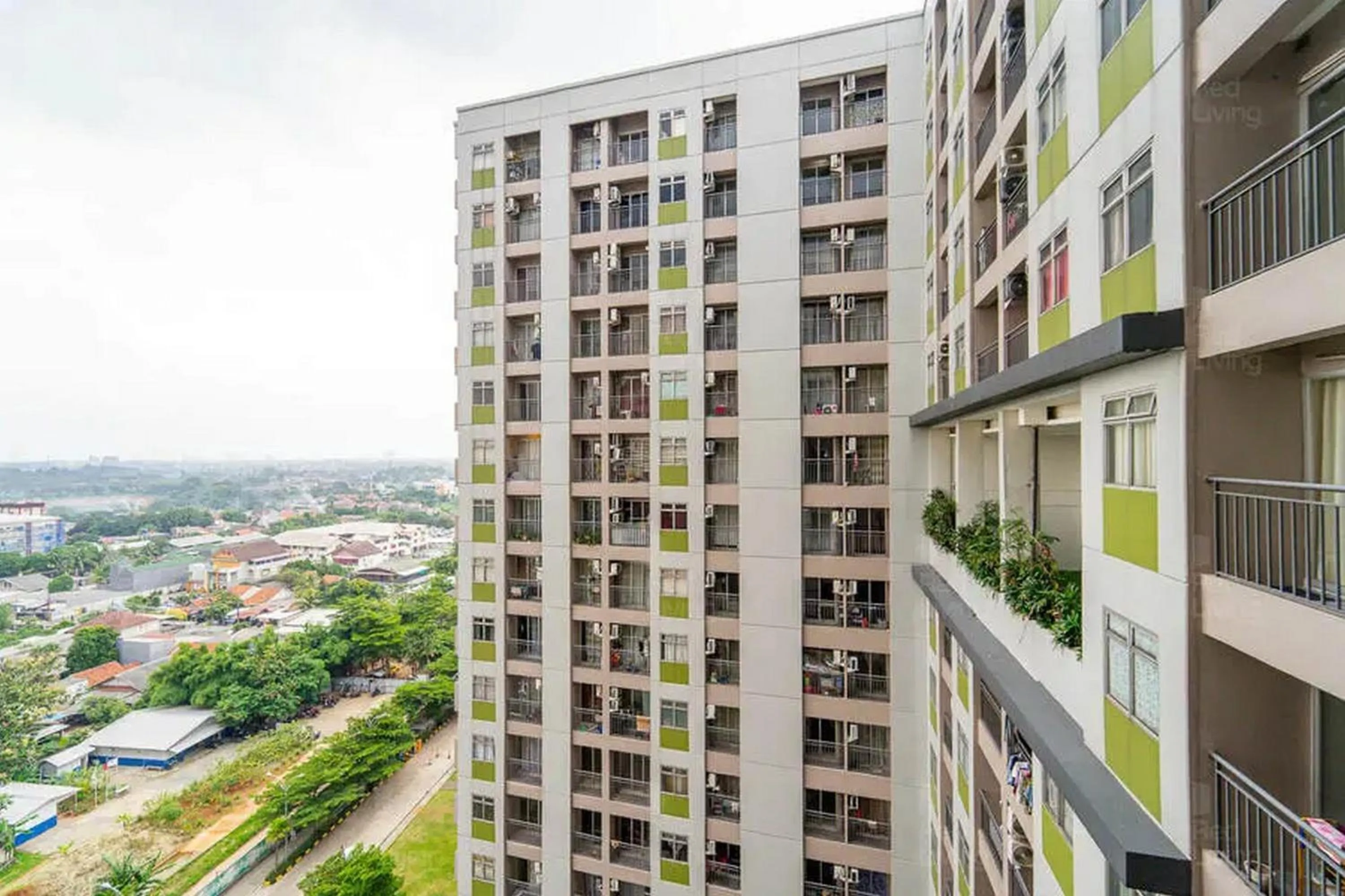 Property building in RedLiving Apartemen Serpong Green View - Sheena Property Tower B