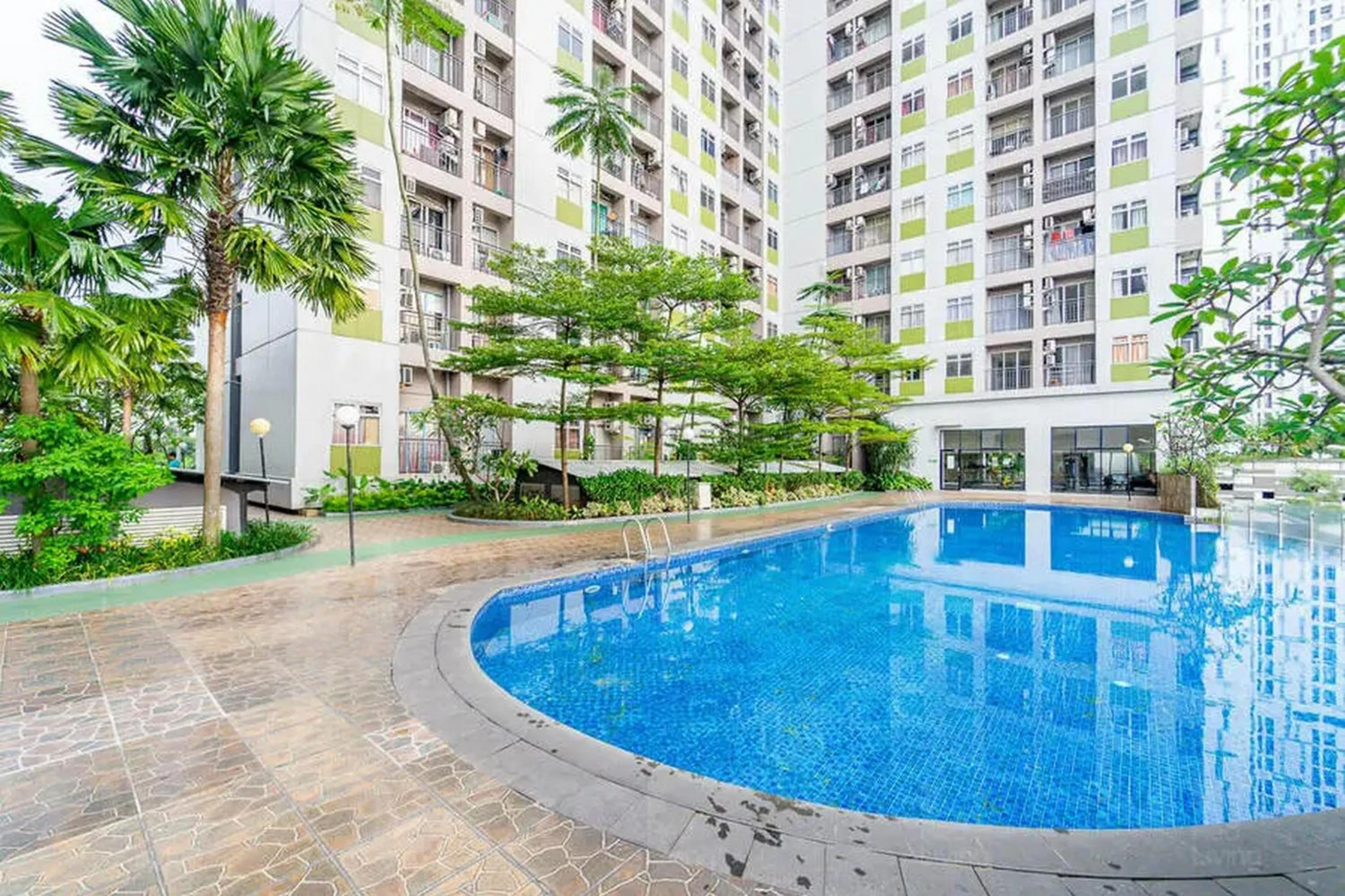 Property building in RedLiving Apartemen Serpong Green View - Sheena Property Tower B