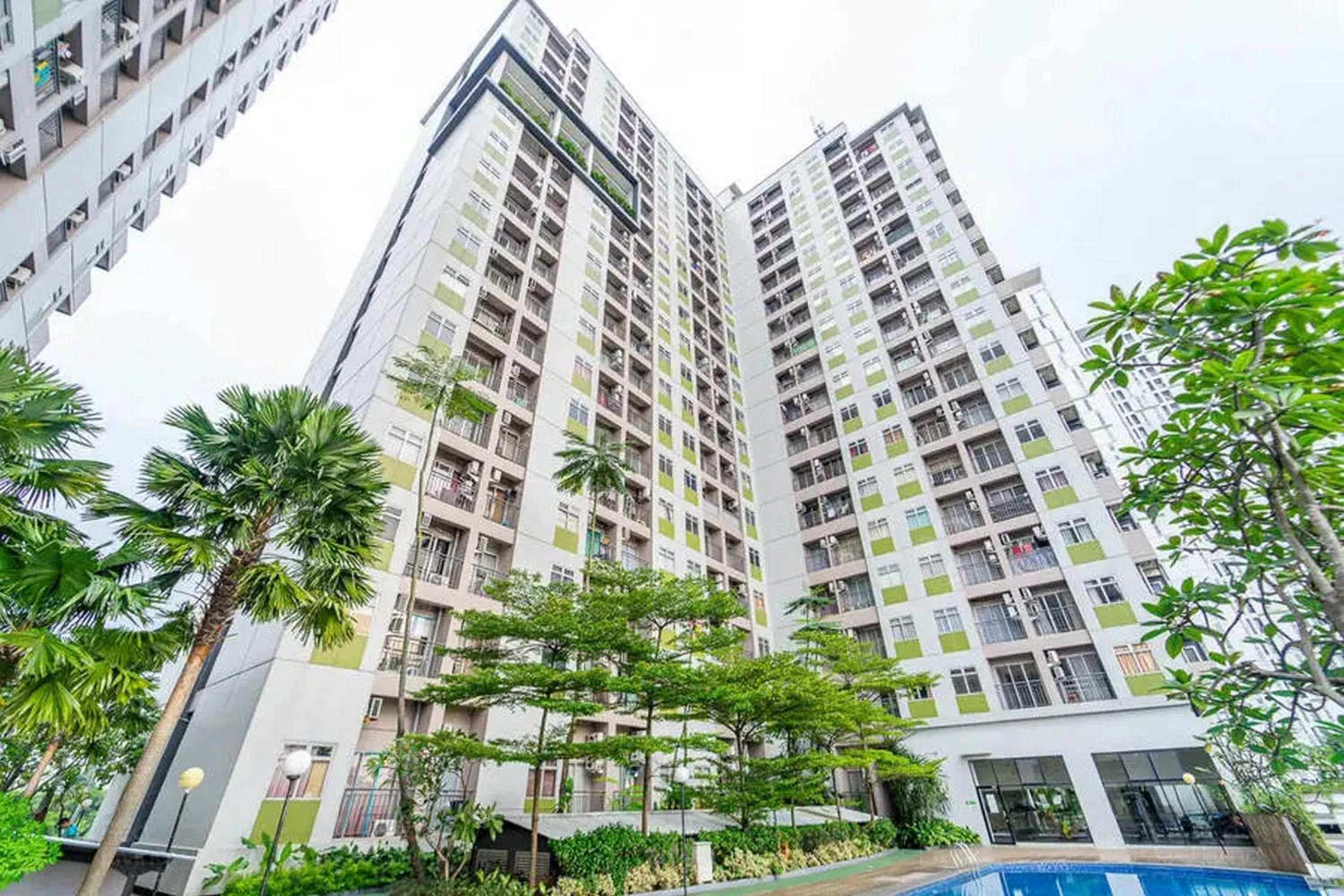 Property building in RedLiving Apartemen Serpong Green View - Sheena Property Tower B