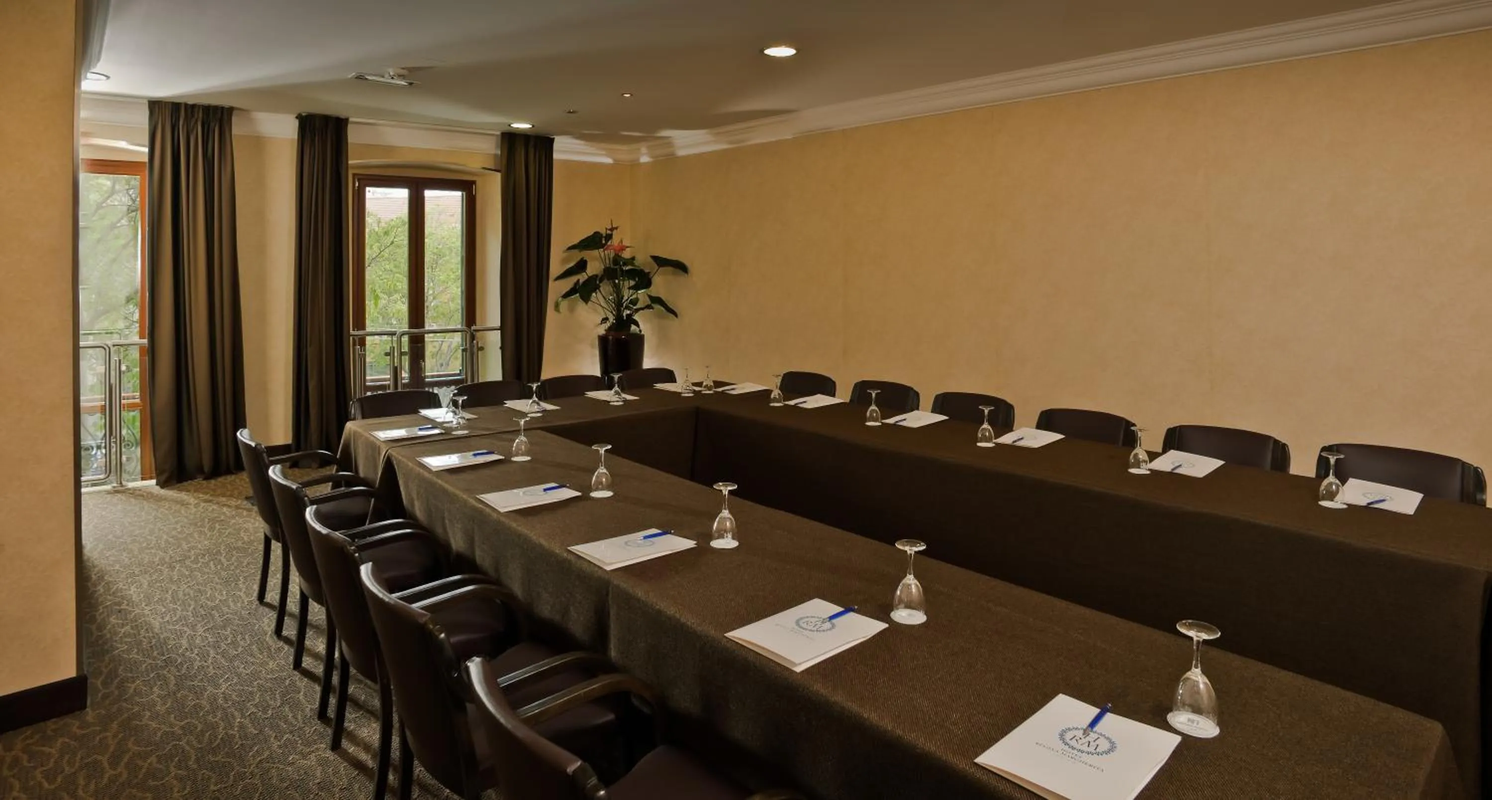 People in Hotel Regina Margherita