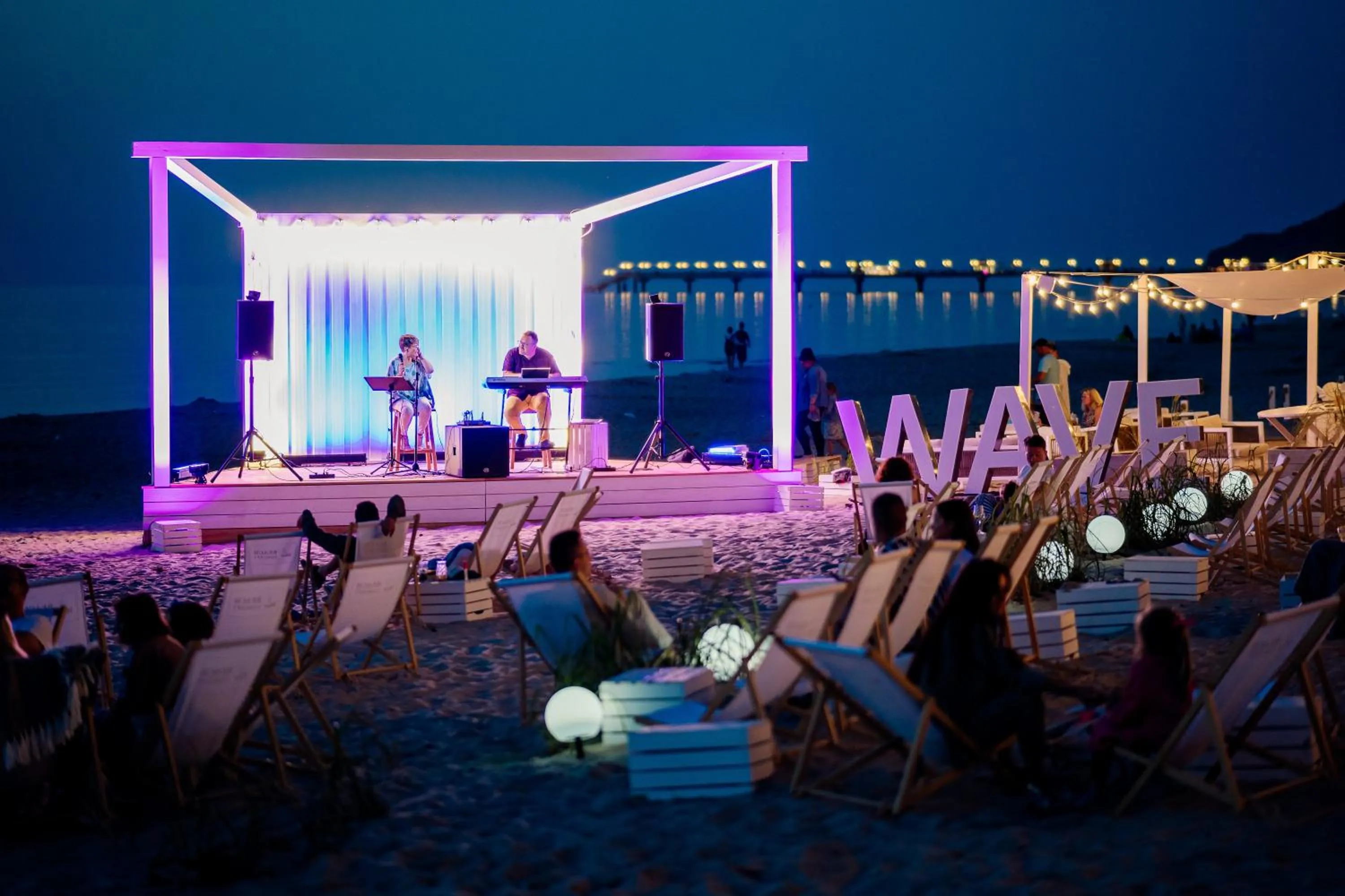 People in Wave Międzyzdroje Resort & SPA