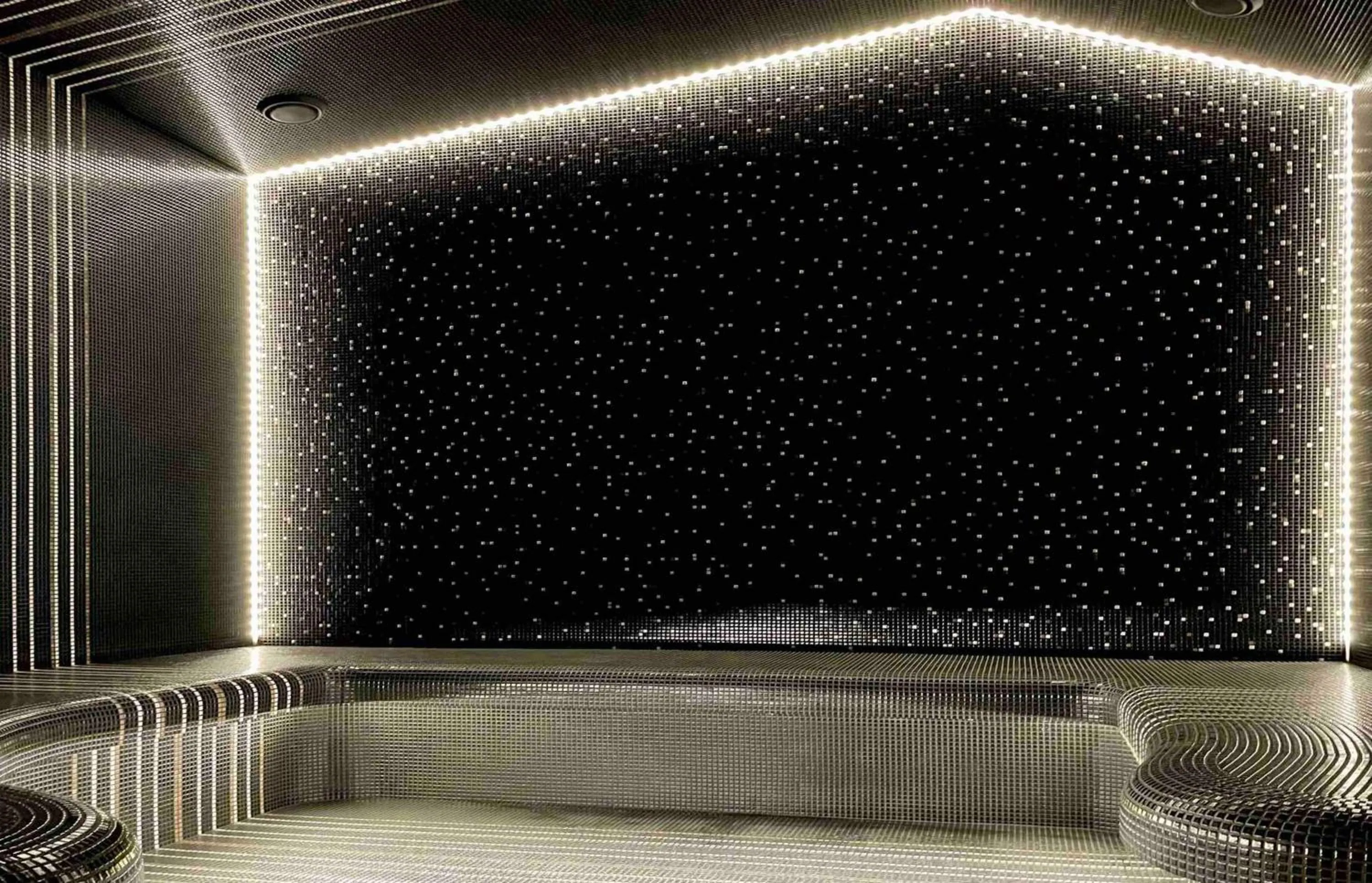 Solarium in Wave Międzyzdroje Resort & SPA