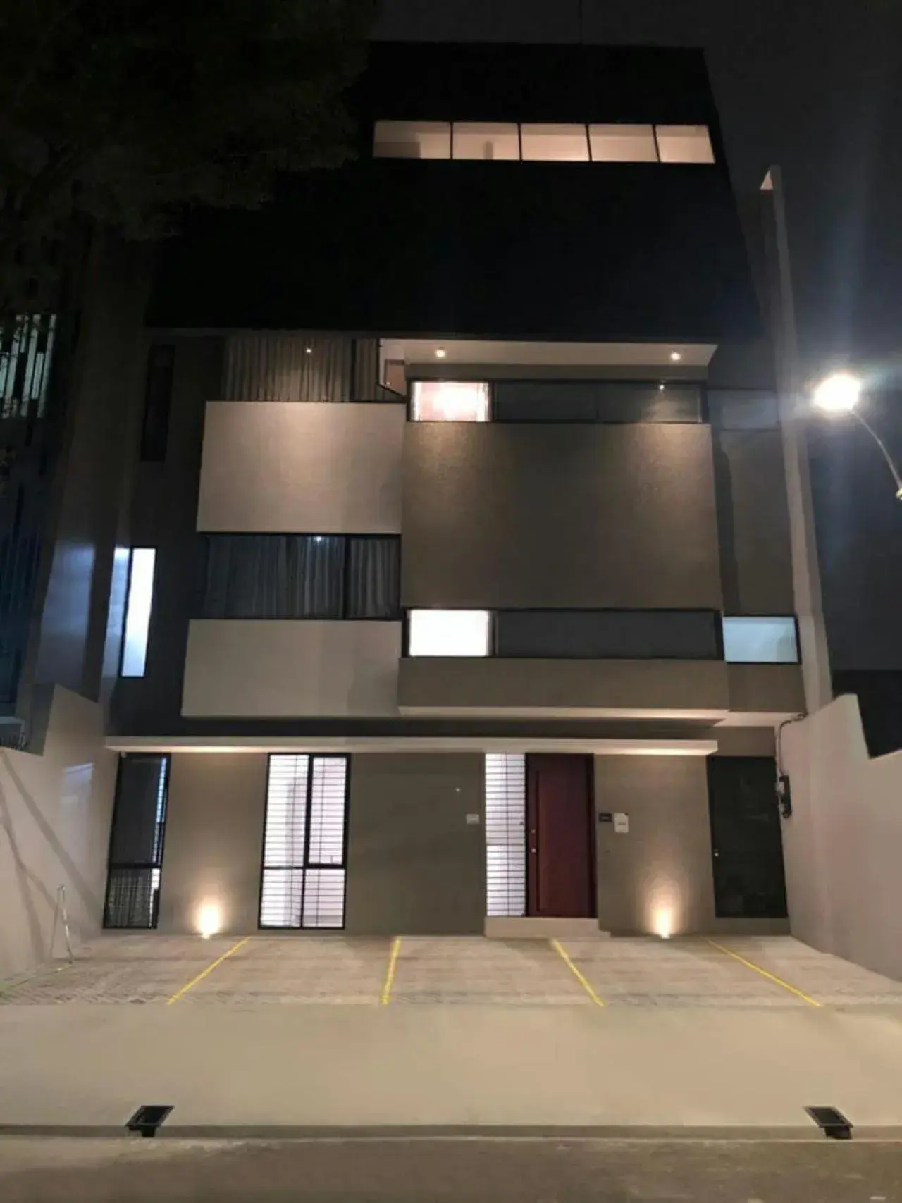 Facade/entrance in Cozy Puri Facade/entrance in Cozy Puri