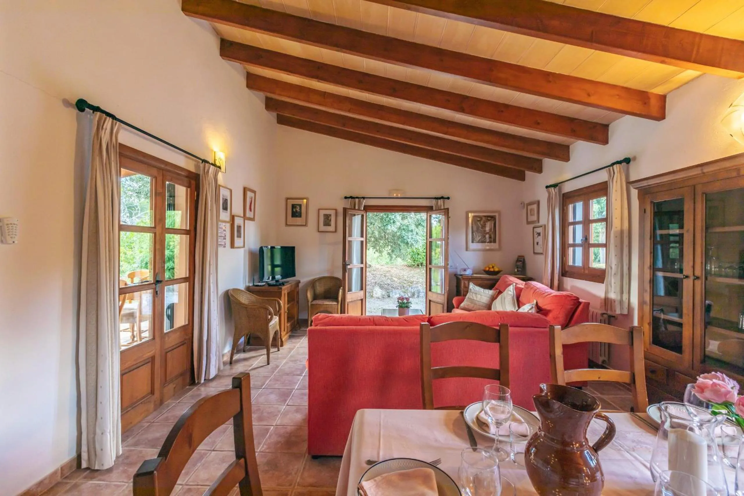 Dining area in Joana