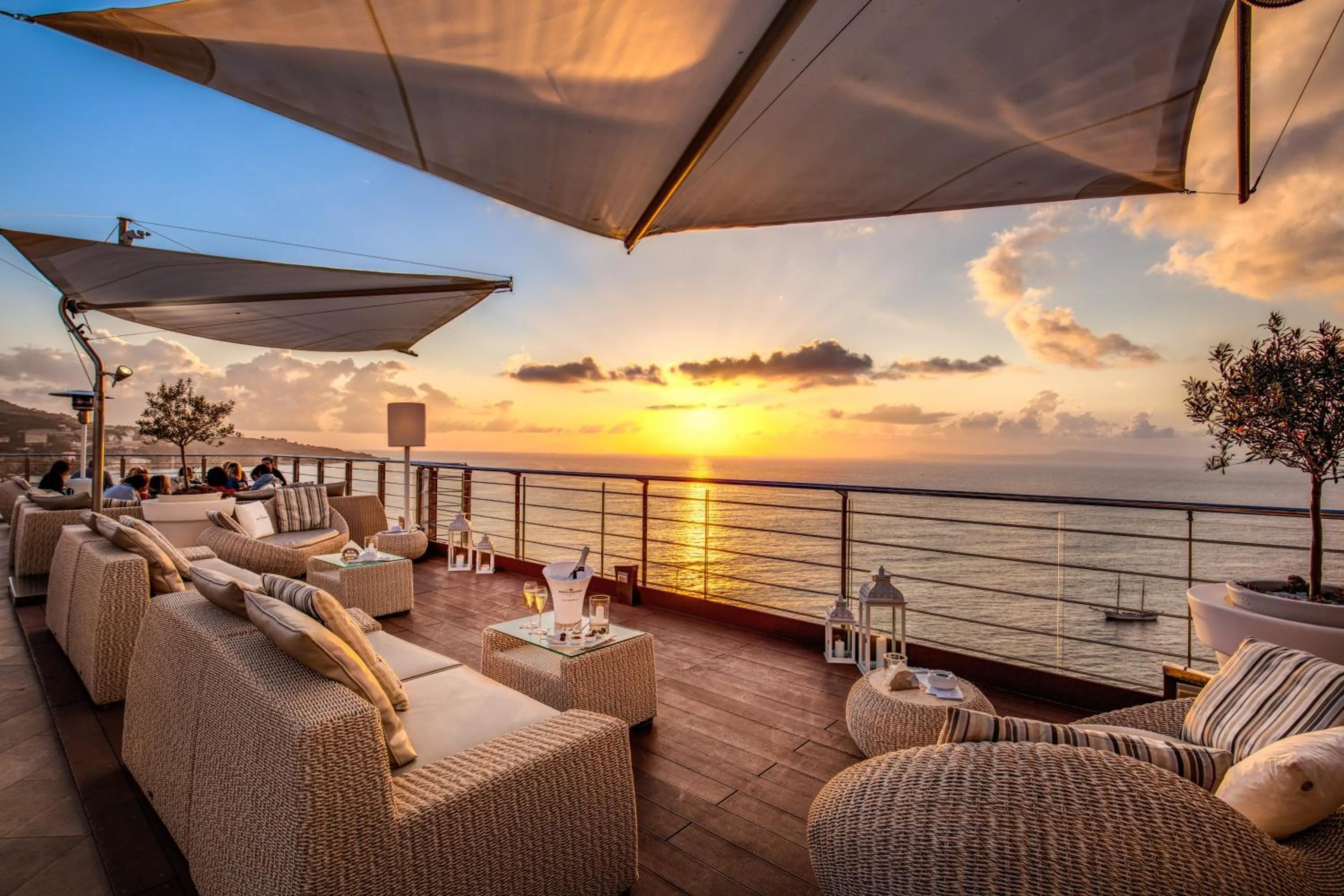 Balcony/Terrace in Hotel Mediterraneo