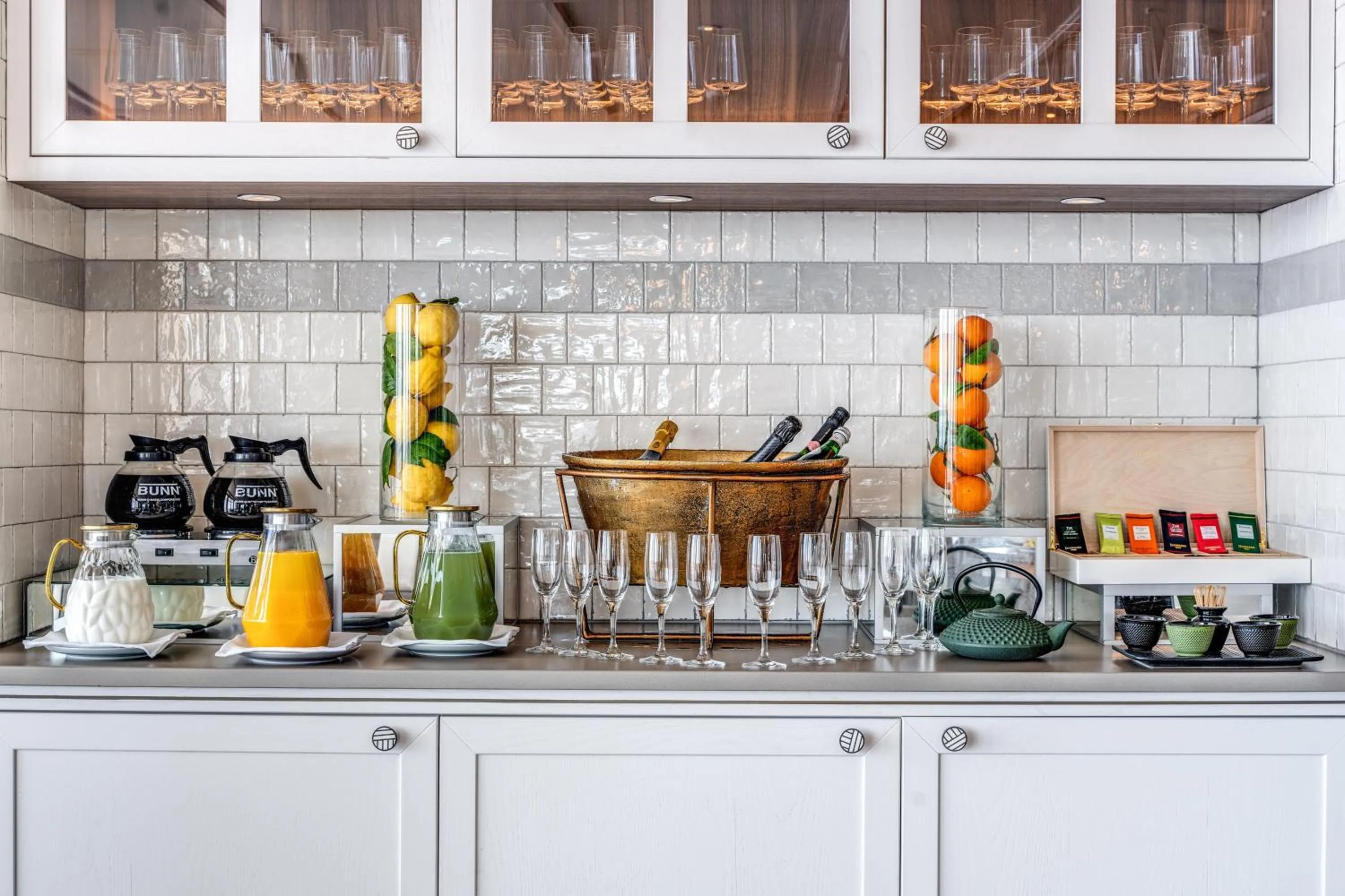 Continental breakfast in Hotel Mediterraneo