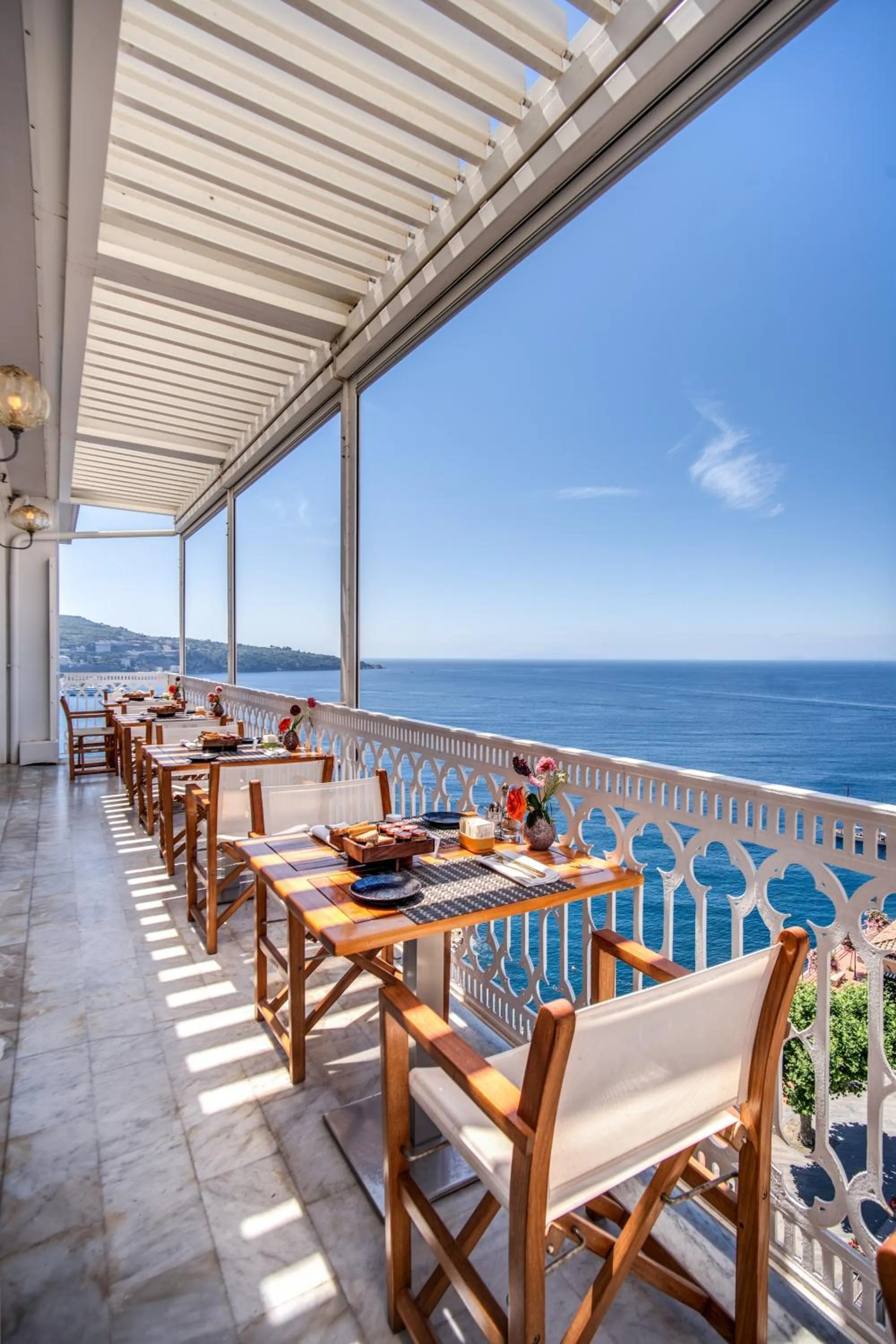 Breakfast in Hotel Mediterraneo