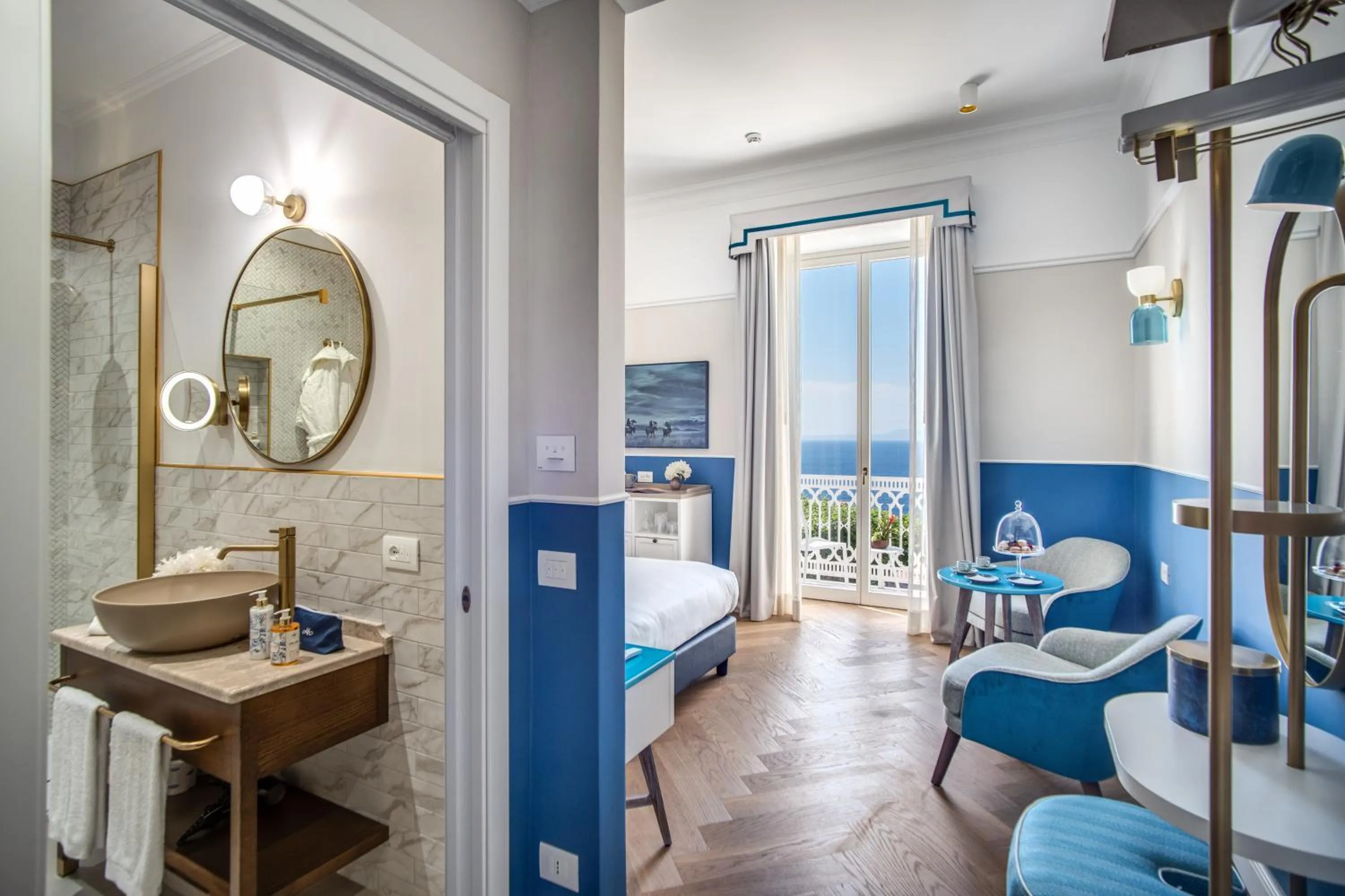 Photo of the whole room, Bed in Hotel Mediterraneo